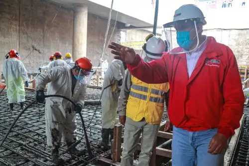Ministro de Transportes y Comunicaciones, Carlos Estremadoyro inspecciona avance de obras en Línea 2 del Metro de Lima.ANDINA/Difusión
