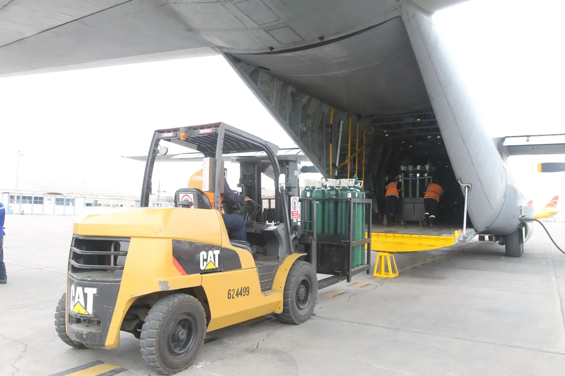 Essalud lleva oxígeno a Moquegua y Tacna para reforzar la luchar contra el Covid-19.
Foto: Essalud