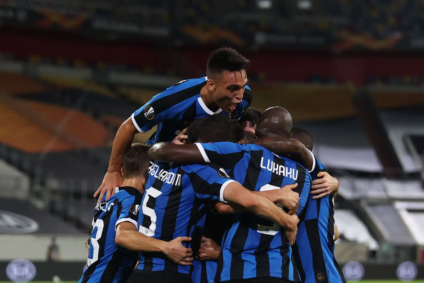 El defensor italiano del Inter de Milán, Danilo D
