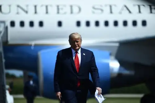 Además, el comité determinó que la existencia de un cuadro de asesores informales del equipo de transición de Trump “presentaba blancos atractivos para la influencia extranjera”. Foto: AFP