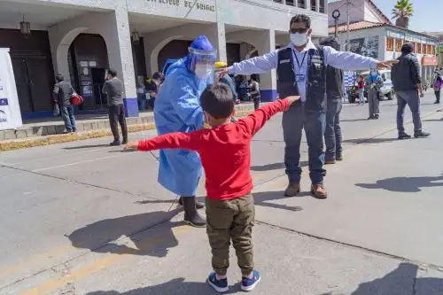 De los 1,338 menores contagiados con el nuevo coronavirus en Áncash, 776 son niños y 562 están dentro del grupo poblacional de adolescentes. Foto: ANDINA/Difusión