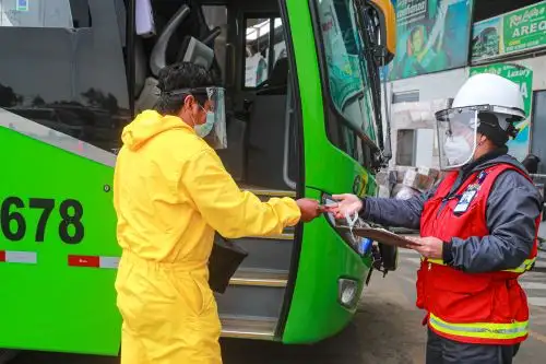 El Gobierno Regional de Arequipa fiscalizará el cumplimiento del protocolo sanitario en el transporte interprovincial de pasajeros. ANDINA/Difusión