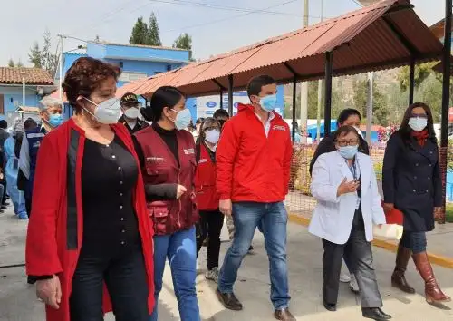 Ministro de Energía y Minas, Luis Incháustegui visita Áncash para impulsar acciones contra el coronavirus (covid-19) y entregar pruebas rápidas y equipos de protección al personal de salud de esta región. ANDINA/Difusión