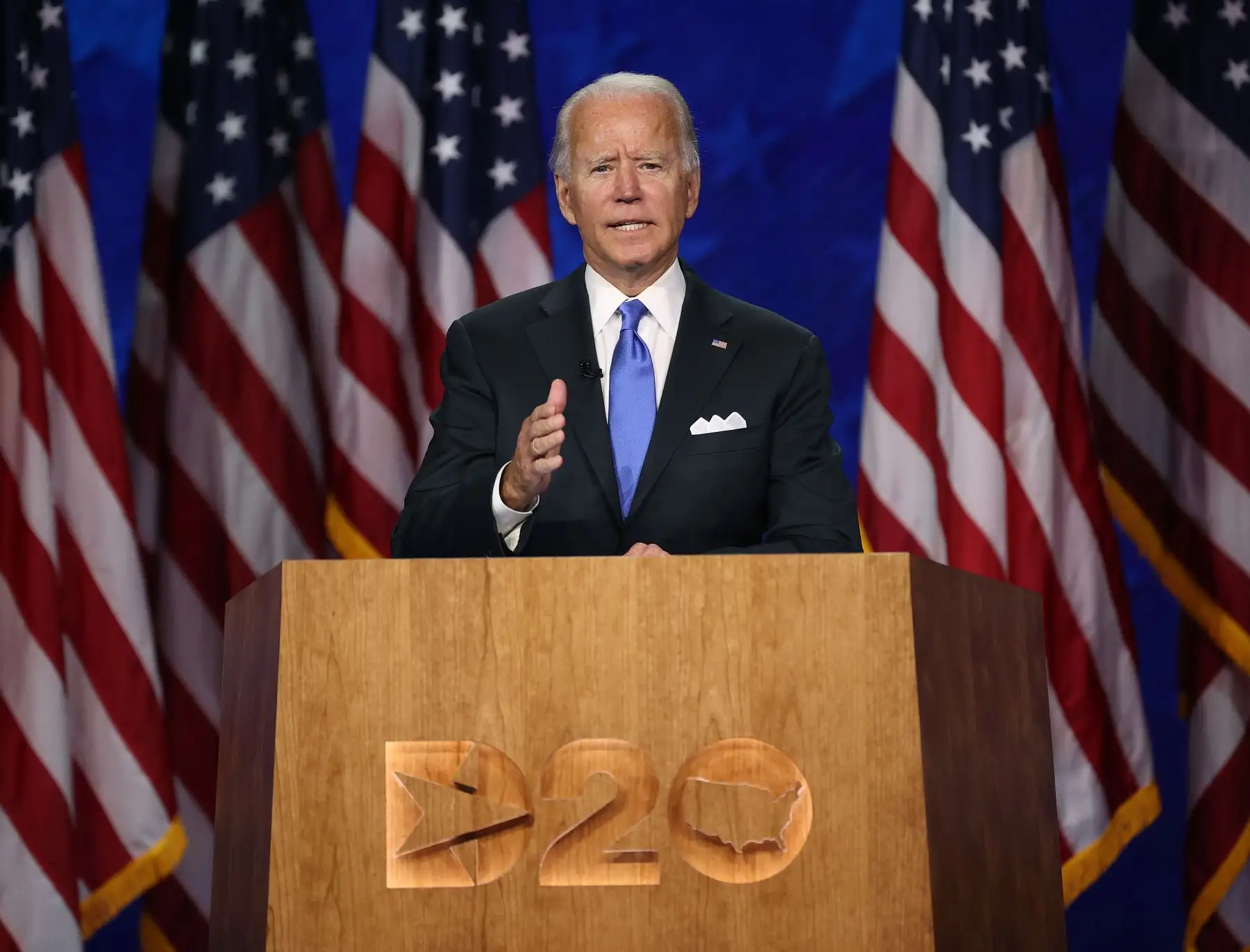 El candidato presidencial demócrata, Joe Biden, habla en la cuarta noche de la Convención Nacional Demócrata desde el Chase Center en Wilmington, Delaware. La convención, que una vez se esperaba que atrajera a 50,000 personas a Milwaukee, Wisconsin, ahora se lleva a cabo virtualmente debido a la pandemia de coronavirus. Foto: AFP