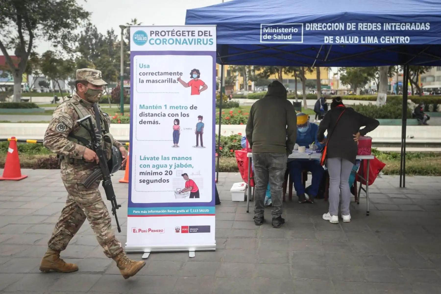 La Dirección de Redes Integradas de Salud (Diris) Lima Este, realizó una campaña de salud para los vecinos de La Victoria donde se realizaron descartes de covid-19, vacunación contra el neumococo, vacunación para niños, planificación familiar, psicología, entre otros. Foto: ANDINA/Jhonel Rodríguez Robles