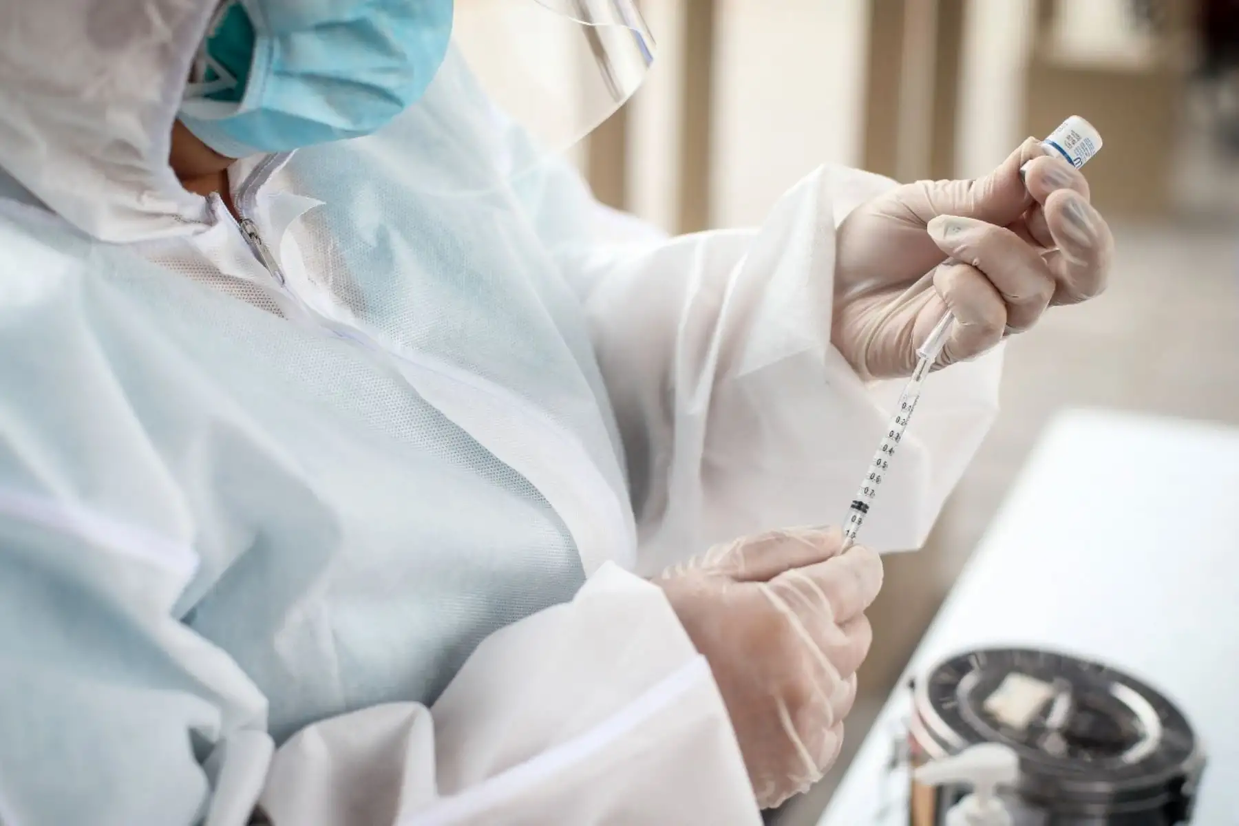 La Dirección de Redes Integradas de Salud (Diris) Lima Este, realizó una campaña de salud para los vecinos de La Victoria donde se realizaron descartes de covid-19, vacunación contra el neumococo, vacunación para niños, planificación familiar, psicología, entre otros. Foto: ANDINA/Jhonel Rodríguez Robles