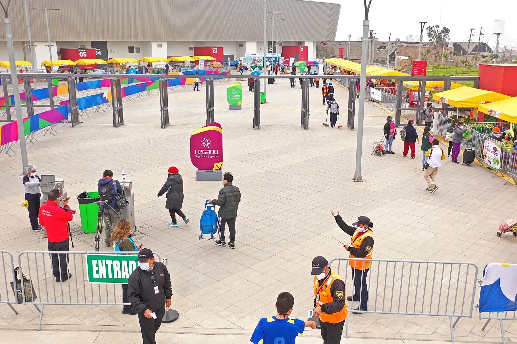 las sedes de los Juegos Panamericanos ubicados en el distrito de San Luis, Villa María del Triunfo y Villa El Salvador serán ahora Mercados Itinerantes de la “Chacra a la Olla”.
Foto: LEGADO Lima 2019
