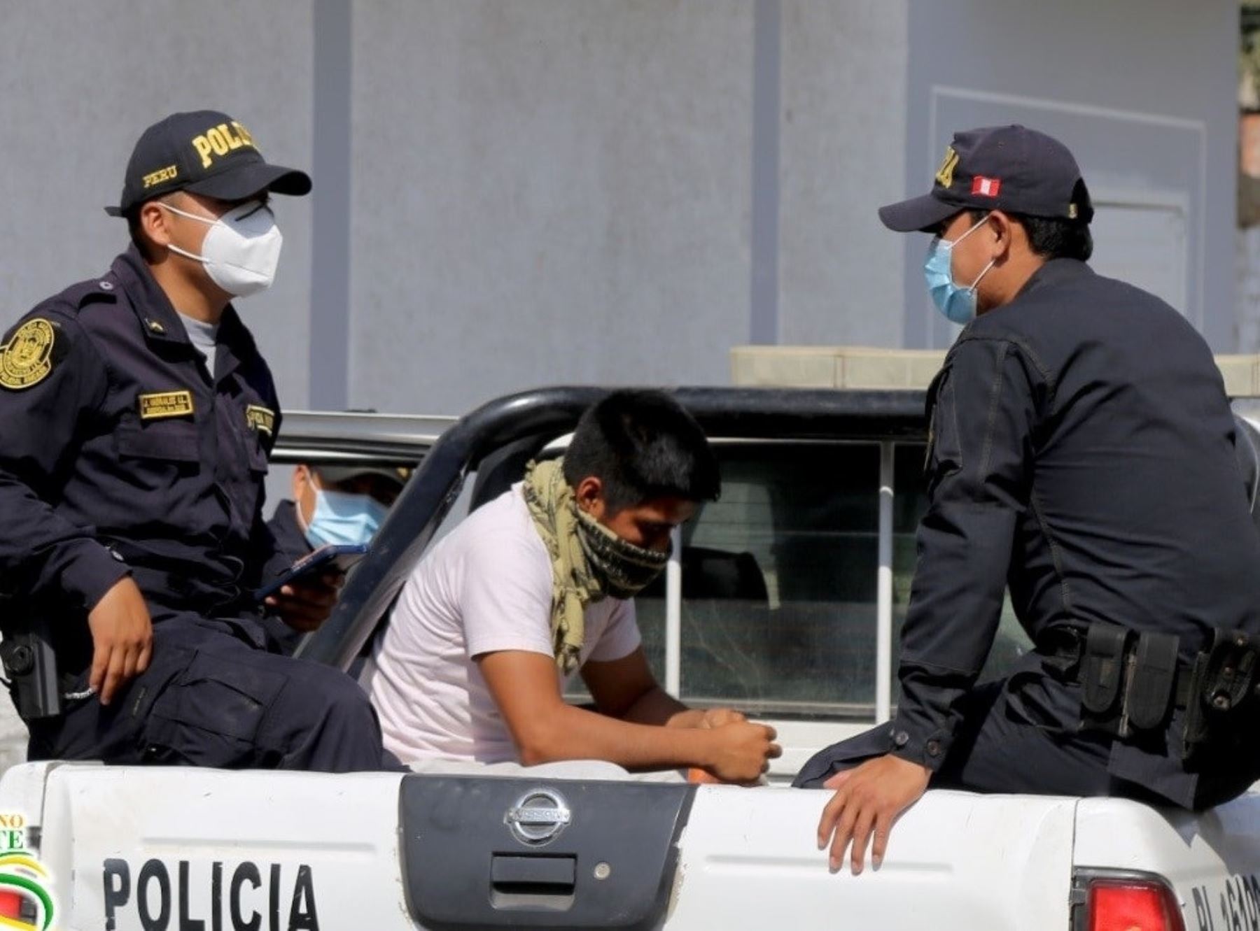 Policía Nacional detuvo a 50 personas por no acatar ayer la cuarentena en la provincia de Casma, en Áncash. ANDINA/Difusión