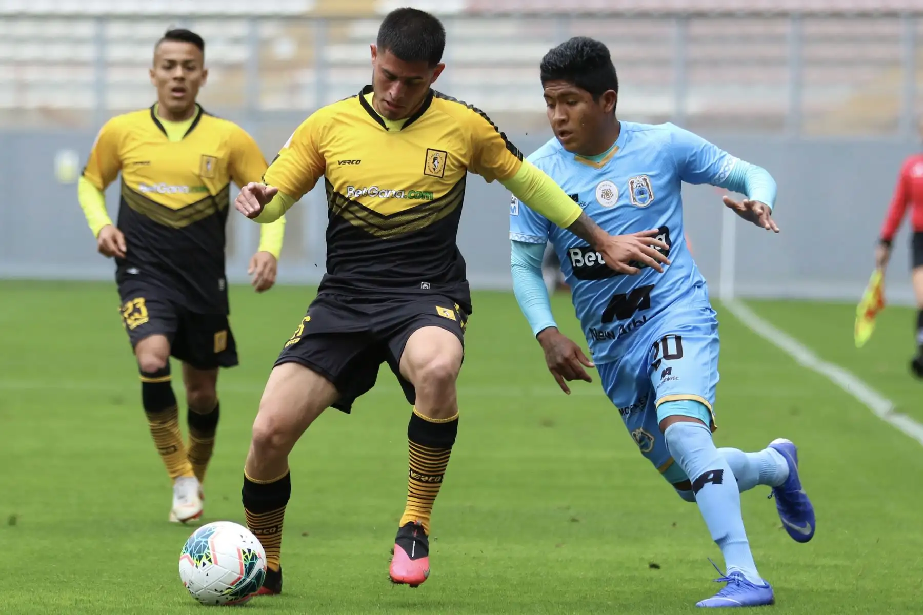 Binacional FC y Atlético Cantolao empatan 0-0 en partido por la fecha 8 de la Liga 1 Movistar, que se disputa en el Estadio Nacional. Foto: ANDINA/Liga 1 Movistar