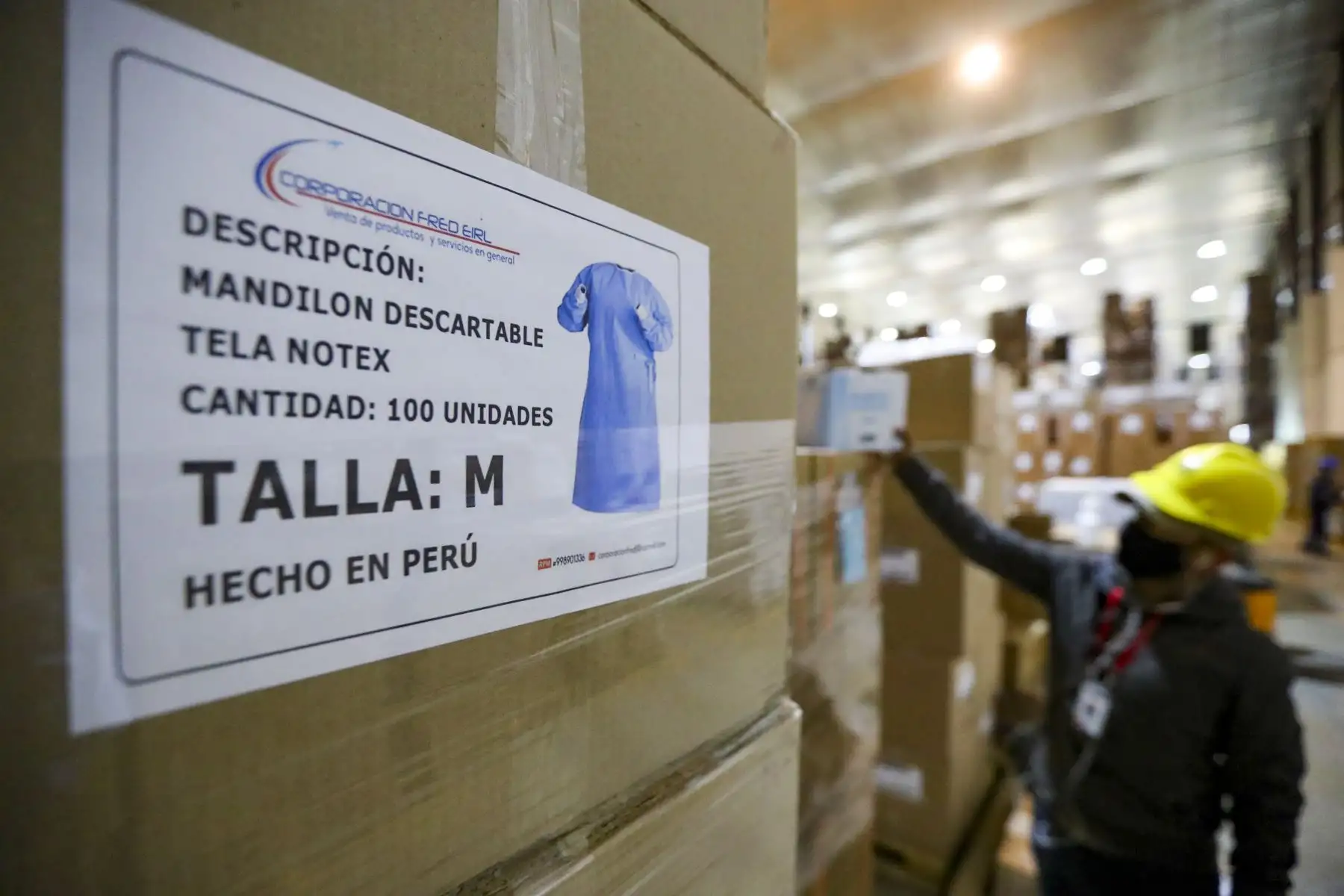 El Centro Nacional de Abastecimiento de Recursos Estratégicos en Salud CENARES, cuenta con un stock de 1 millón 600 mil unidades de suministros médicos, los cuales serán distribuidos en una semana en todo el país con el objetivo de fortalecer la respuesta sanitaria y la lucha del personal médico ante la pandemia.Foto:ANDINA/ Prensa Presidencia.