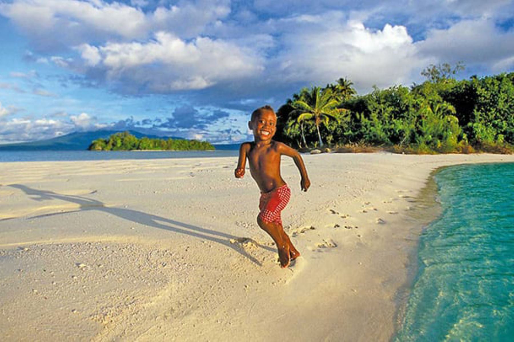 Las Islas Salomón en Oceanía no solo es conocida por sus hermosas playas, sino porque es uno de los 10 países sin casos registrados de covid-19. Foto: Internet