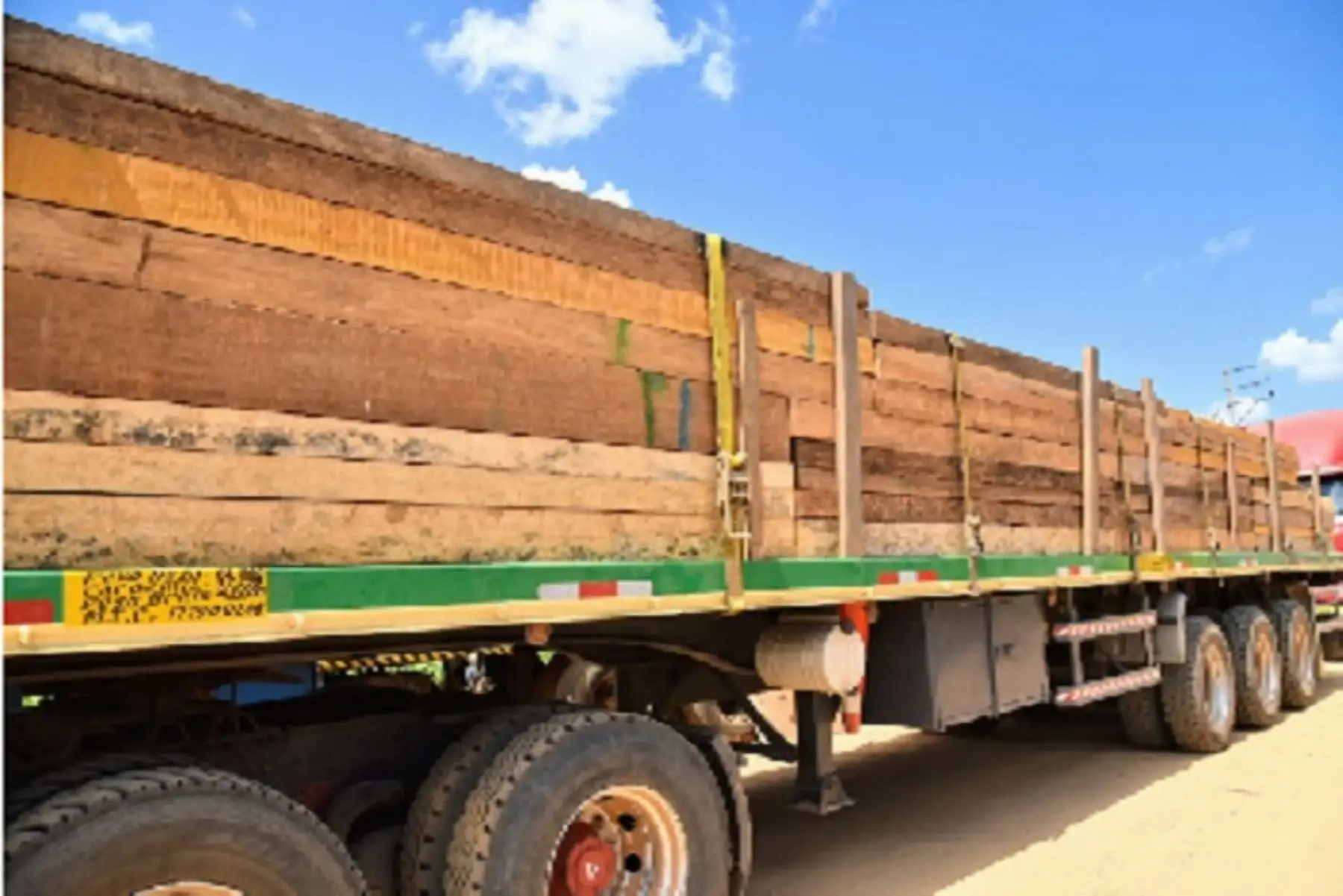 El sector Salud fue el más beneficiado al recibir 6,334 pies tablares de las especies misa, tahuarí, moena y pashaco para ejecutar dos proyectos.
