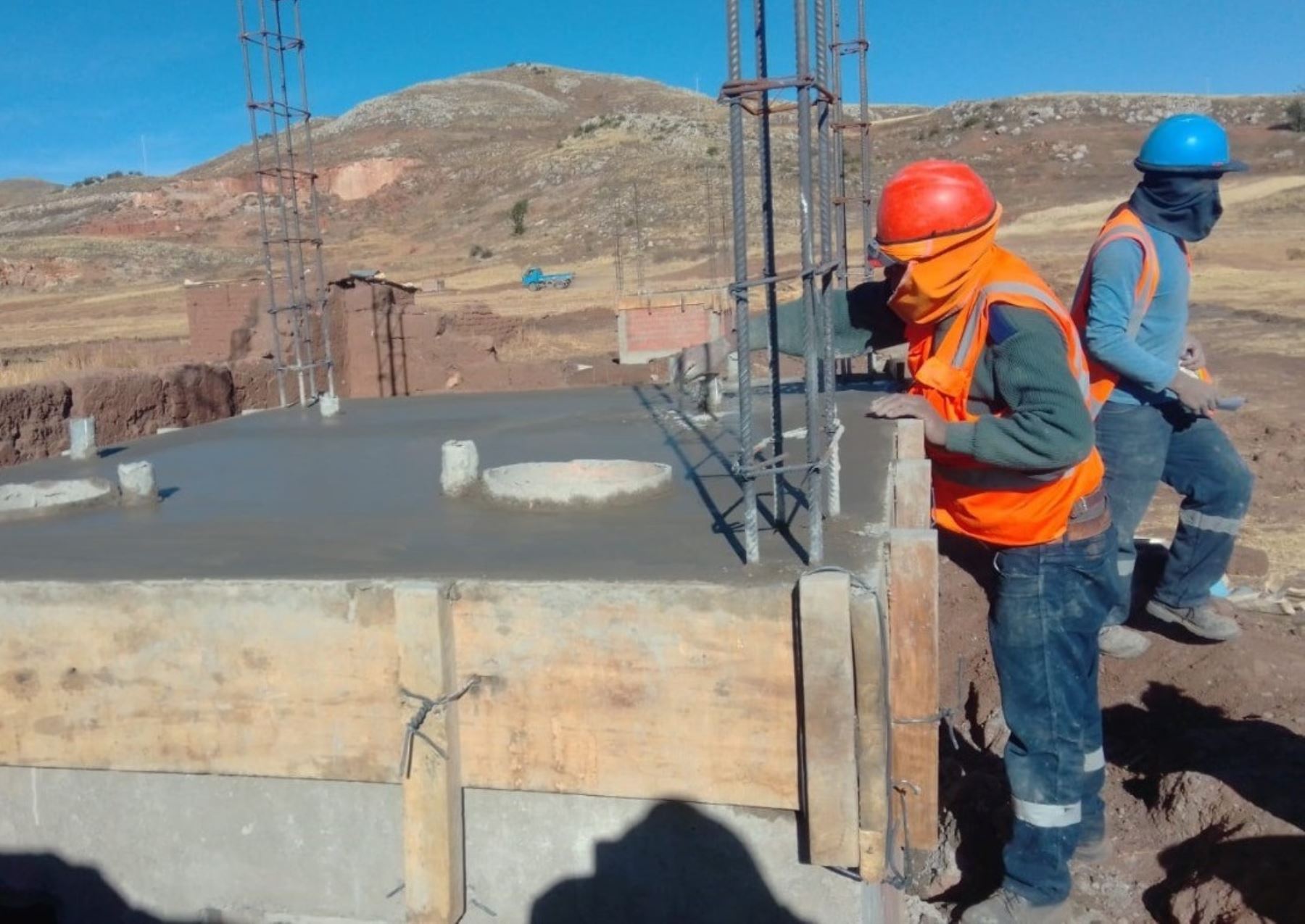 Se reanudaron las obras de agua potable en el distrito de Coata, región Puno, informó el Ministerio de Vivienda, Construcción y Saneamiento. Foto: ANDINA/Difusión