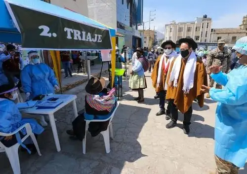 El ministro de la Producción, José Salardi, resaltó el  máximo esfuerzo que realiza el Gobierno para atender los casos de covid-19 en Huancavelica con la Operación Tayta.
