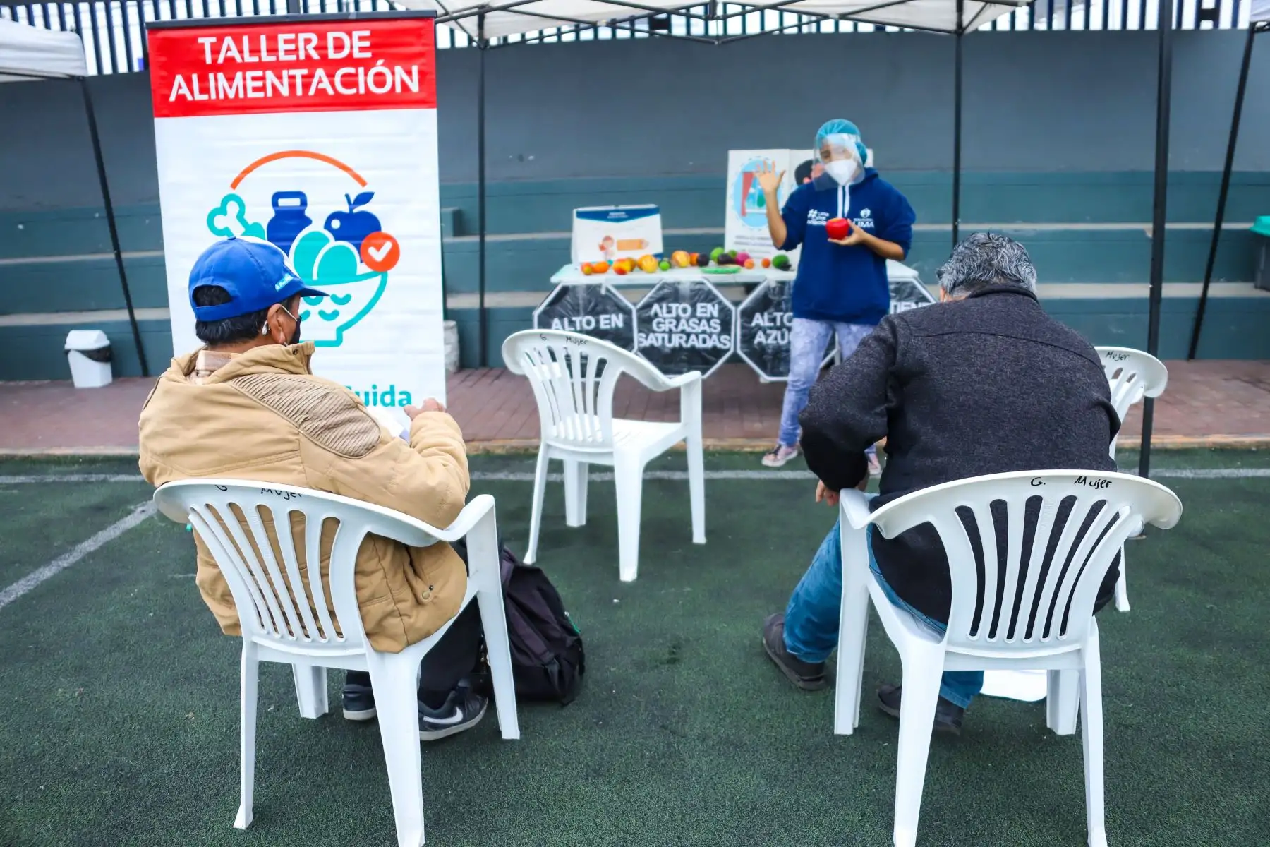 Municipalidad de Lima promueve campaña “ Lima te cuida “ que hasta el momento  ha beneficiado  a más de 6,500 vecinos de Comas, San Juan de Lurigancho, La Victoria, Cercado de Lima y el Rímac.
Foto: Municipalidad de Lima