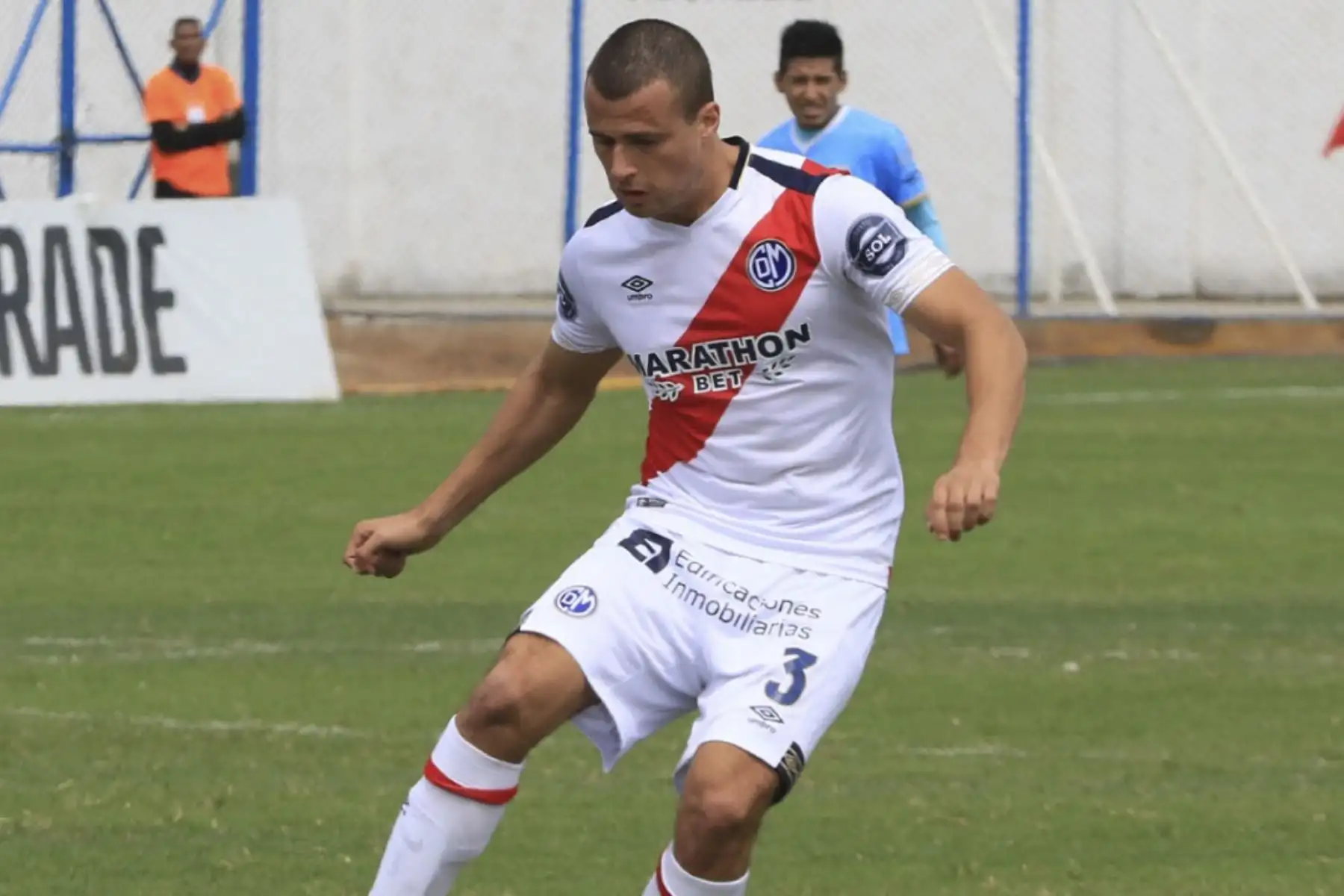 Eduardo Caballero , jugador del Deportivo Municipal. Foto:facebook