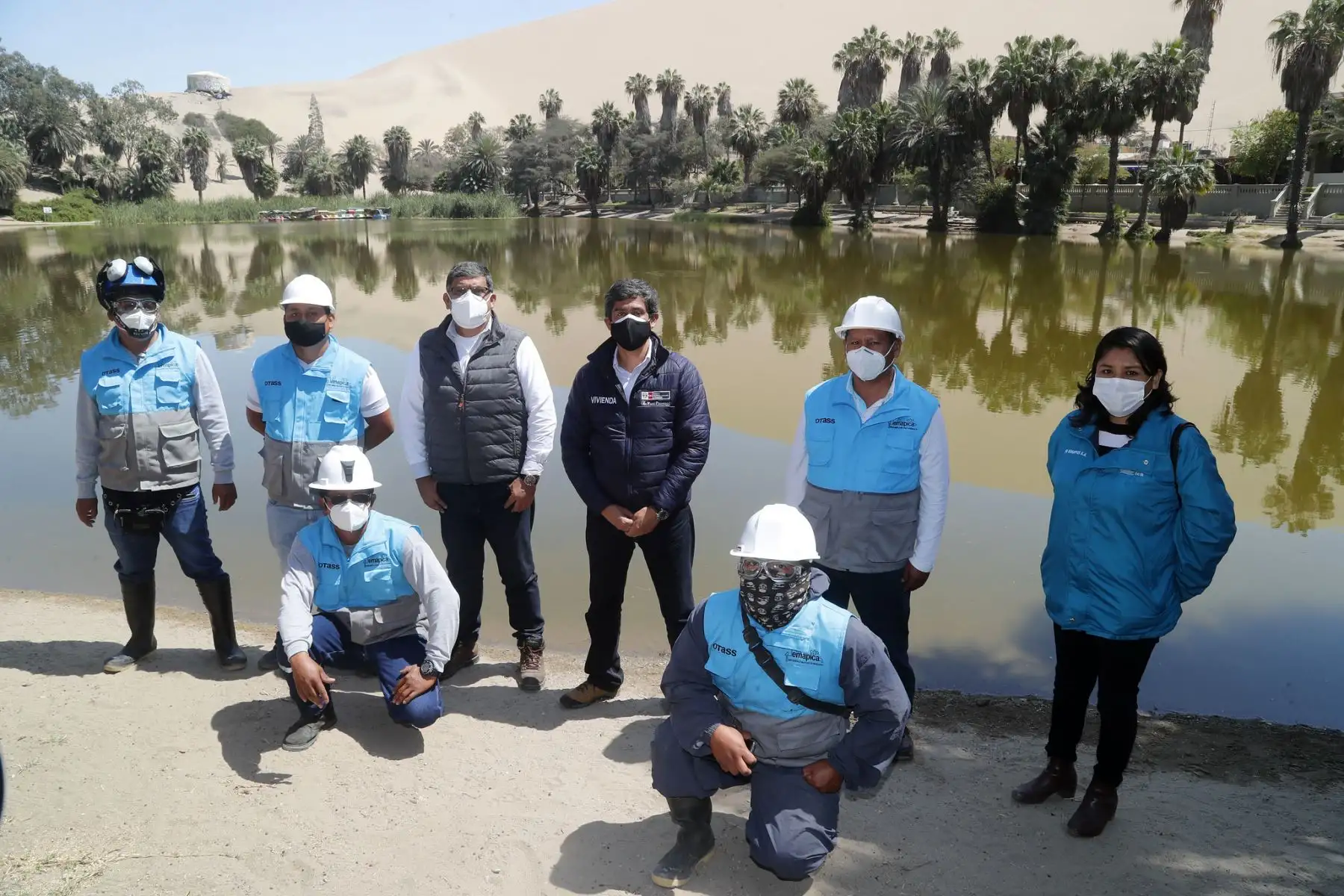 El Ministro de Vivienda Carlos Lozada visita la región de Ica para inspeccionar la planta de bombeo de La Huacachina y poner la primera piedra en el proyecto Techo Propio de Ica.

Foto: ANDINA/Ministerio de Vivienda