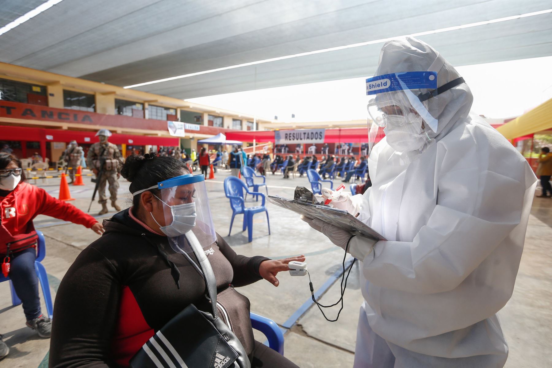 Peruvian health professionals participate in the Tayta Operation in Tacna. Photo: ANDINA/Minsa