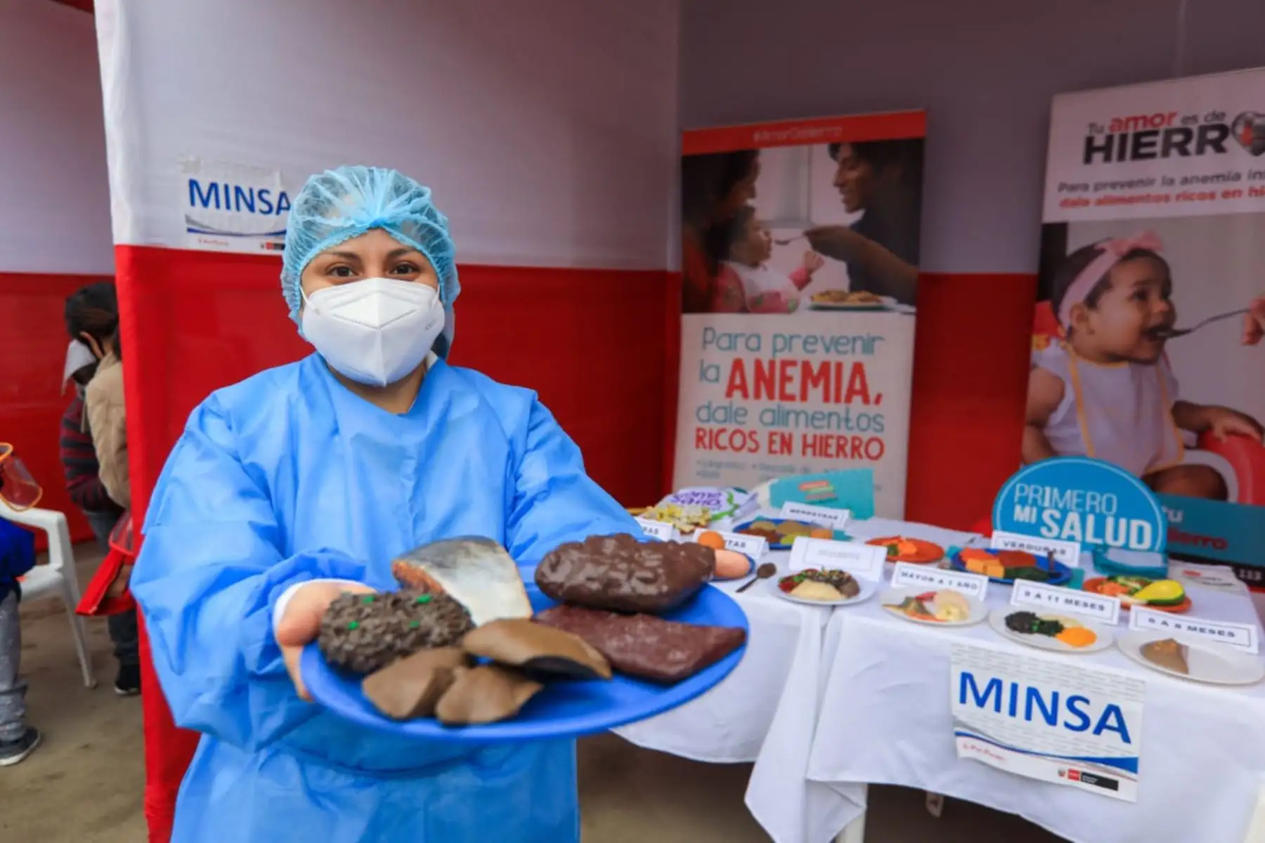Realizan pruebas Covid-19, en los asentamientos humanos Vista Alegre y Las Praderas de Nueva Rinconada, en San Juan de Miraflores. Foto: ANDINA/Minsa