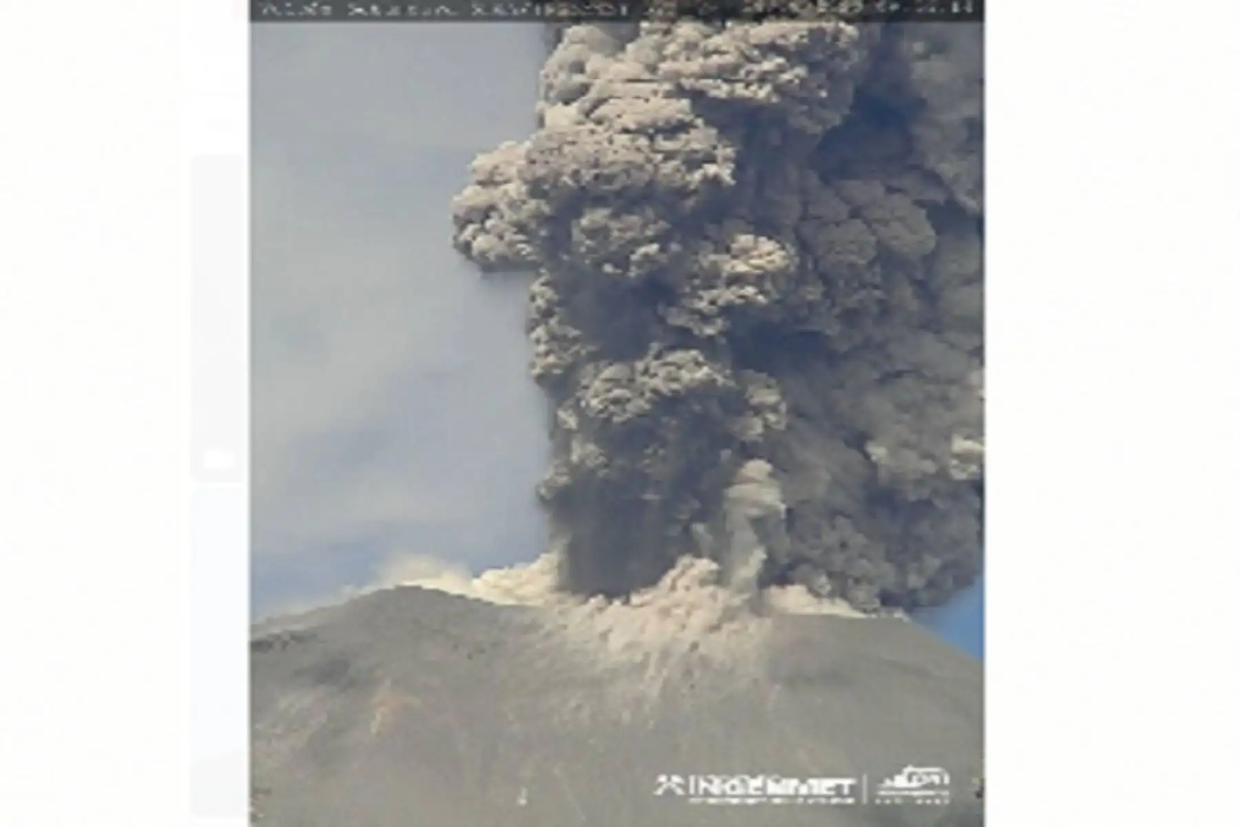 Columnas eruptivas del volcán Sabancaya alcanzaron 2,200 metros de altura