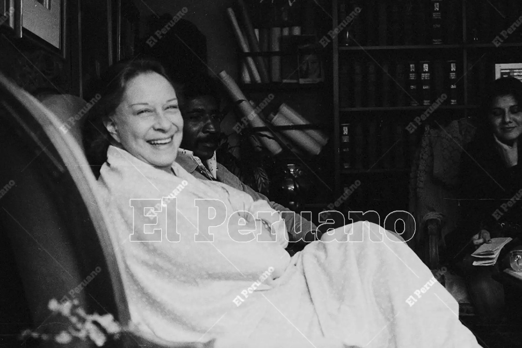 Lima - 2 setiembre 1980. Entrevista a Chabuca Granda en Miraflores. Foto: Archivo Histórico de El Peruano / José Risco