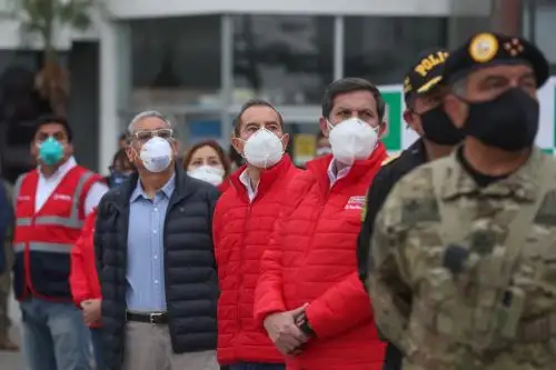 The launch was led by Prime Minister Walter Martos and featured Defense Minister Jorge Chavez, among other inspecting authorities. Photo: ANDINA/PCM