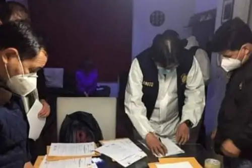 Los imputados en compras irregulares de productos de bioseguridad contra el covid-19 fueron detenidos el 20 de agosto en un megaoperativo en Lima y Chiclayo. Foto: ANDINA/Difusión