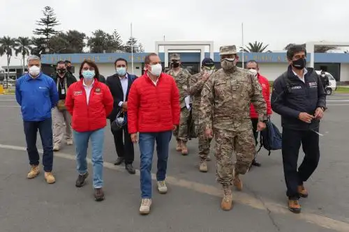 Prime Minister Walter Martos was joined by Ministers Pilar Mazzetti (Health) and Carlos Lozada (Housing, Construction and Sanitation). Photo: ANDINA/PCM