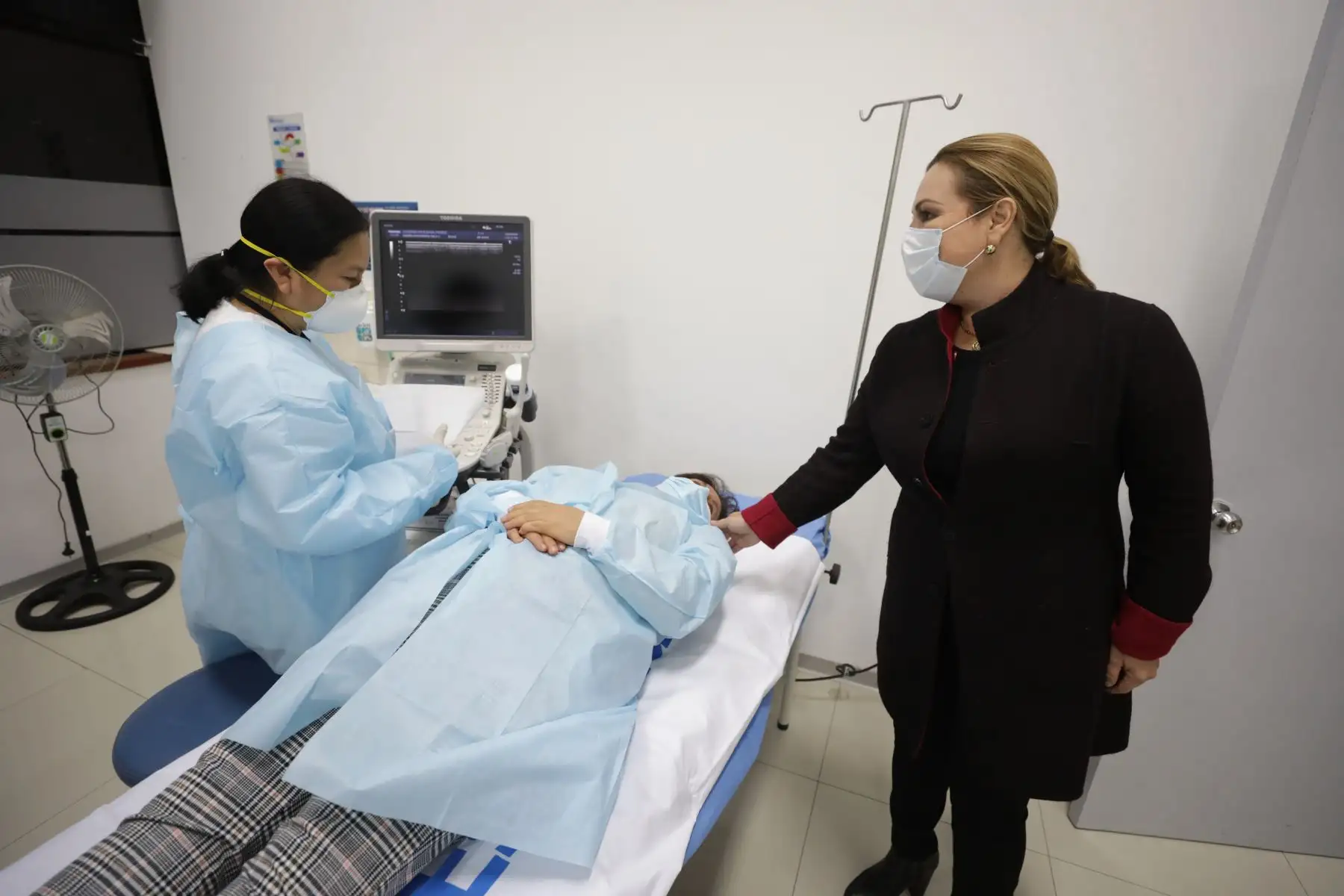 La presidenta ejecutiva de Essalud,  Fiorella Molinelli, inauguró el Centro Oncológico Preventivo Metropolitano en el distrito de Jesús María.  
Foto: Essalud