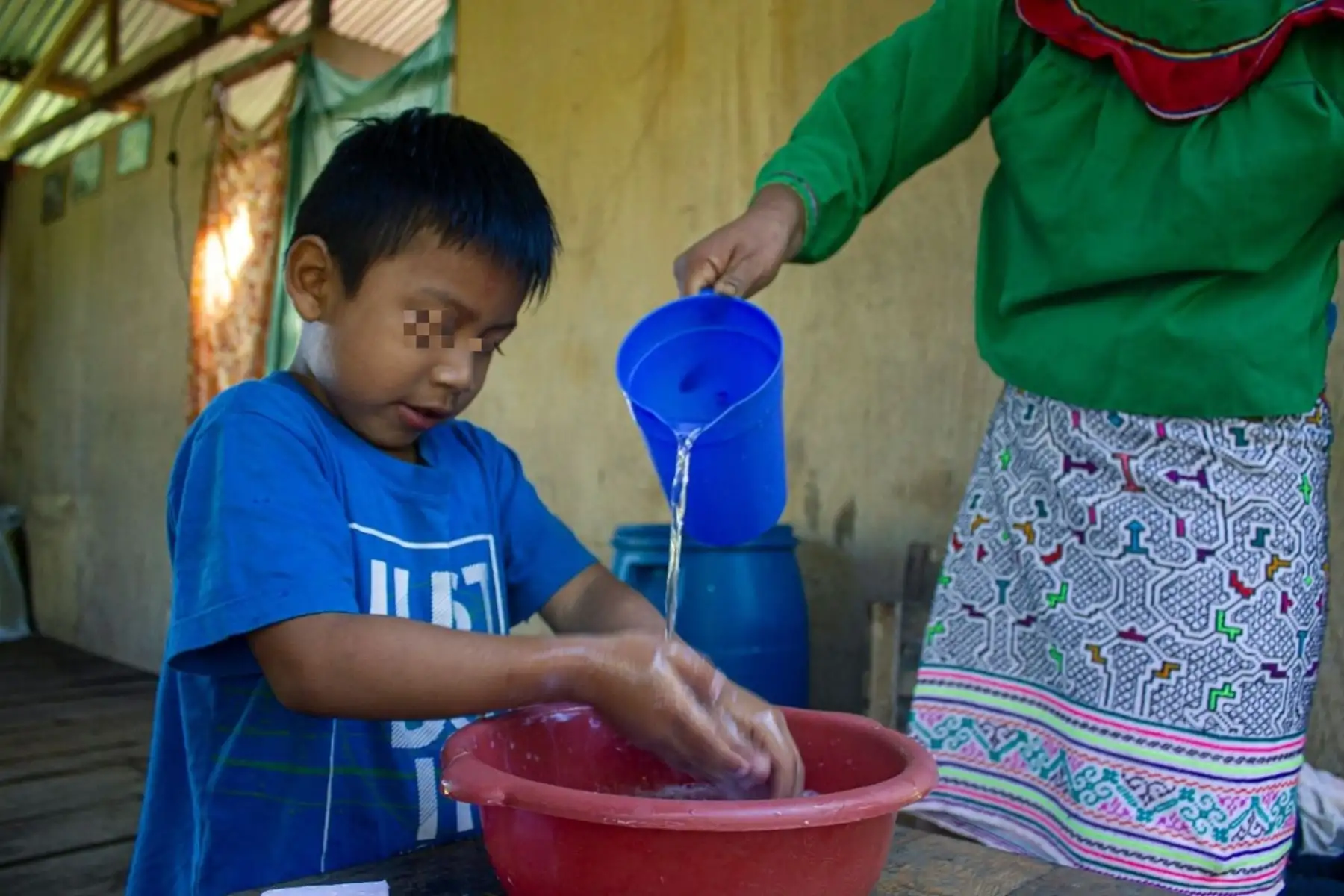 La política de incentivos favorece los logros en la atención a la infancia en Perú, destacó el Unicef.