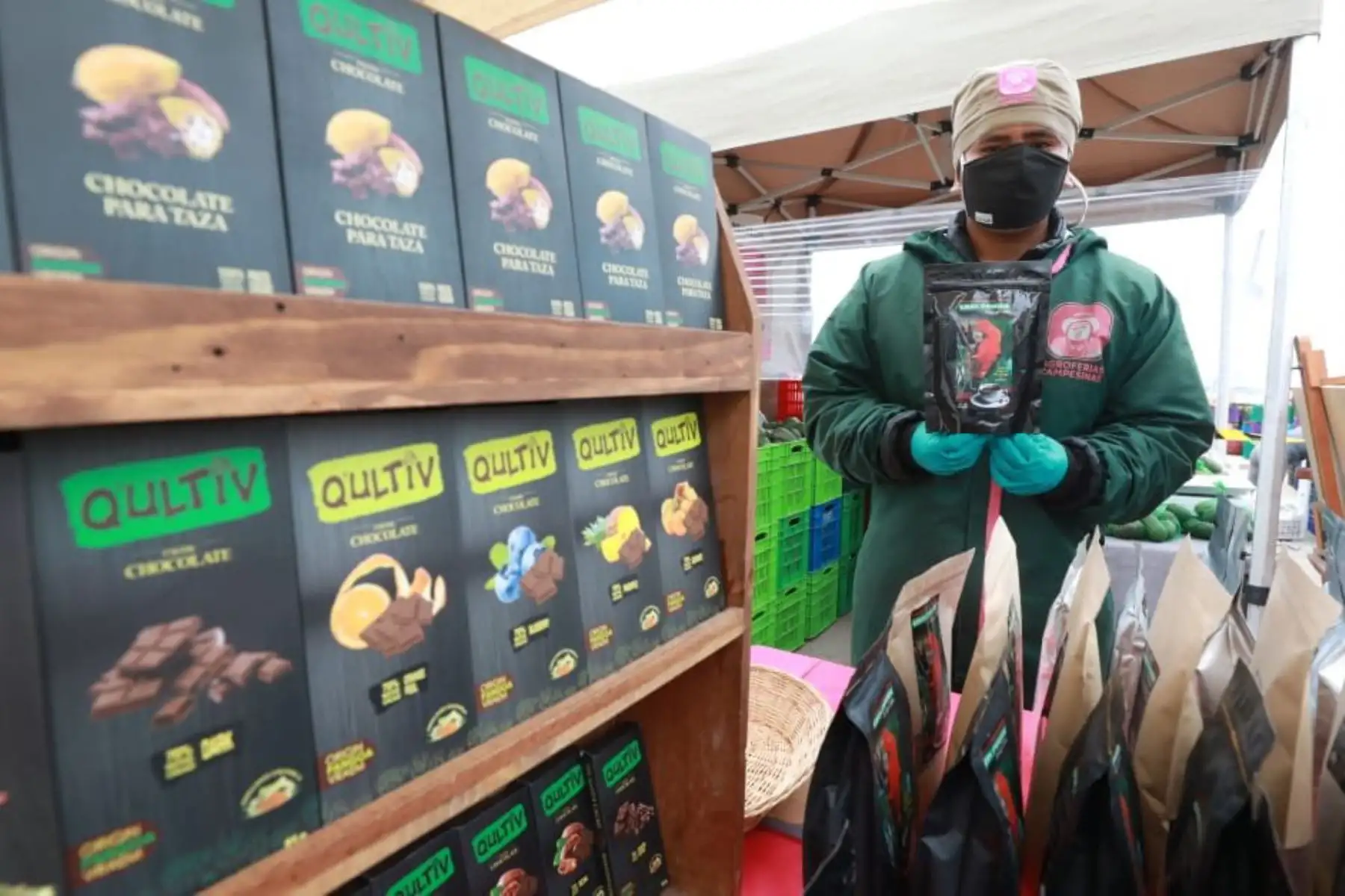 Municipalidad de Magdalena implementó medidas mercados temporales que apuntan al reordenamiento de mercados de abastos, con el objetivo de reducir la propagación del Covid-19. Foto: ANDINA/Produce