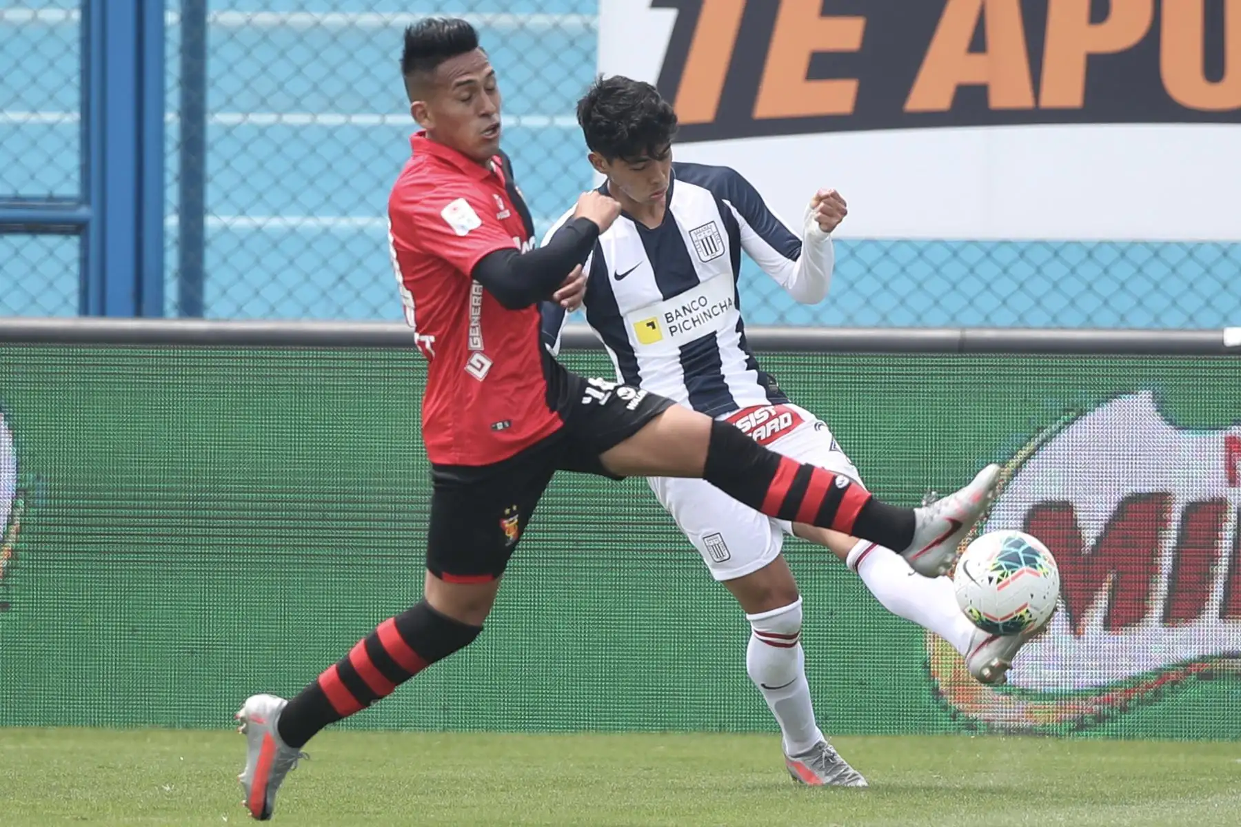 Alianza Lima y Melgar se enfrentan por la jornada 10 de la Liga 1, en el estadio Alberto Gallardo. Foto: @LigaFutProf