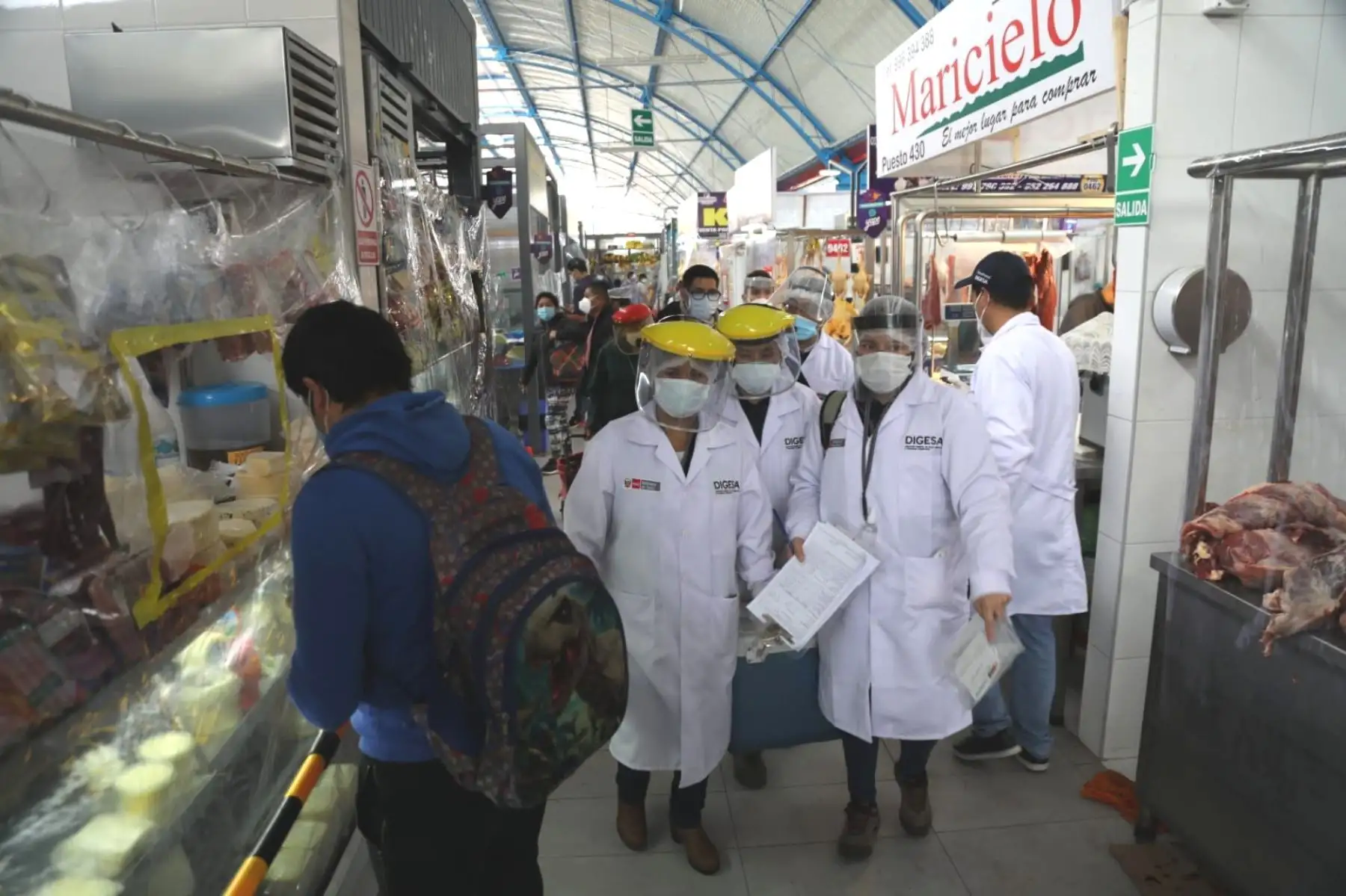 Minsa realiza campaña de prevención de covid-19 y manejo de alimentos lácteos seguros y sanos. Foto: Minsa