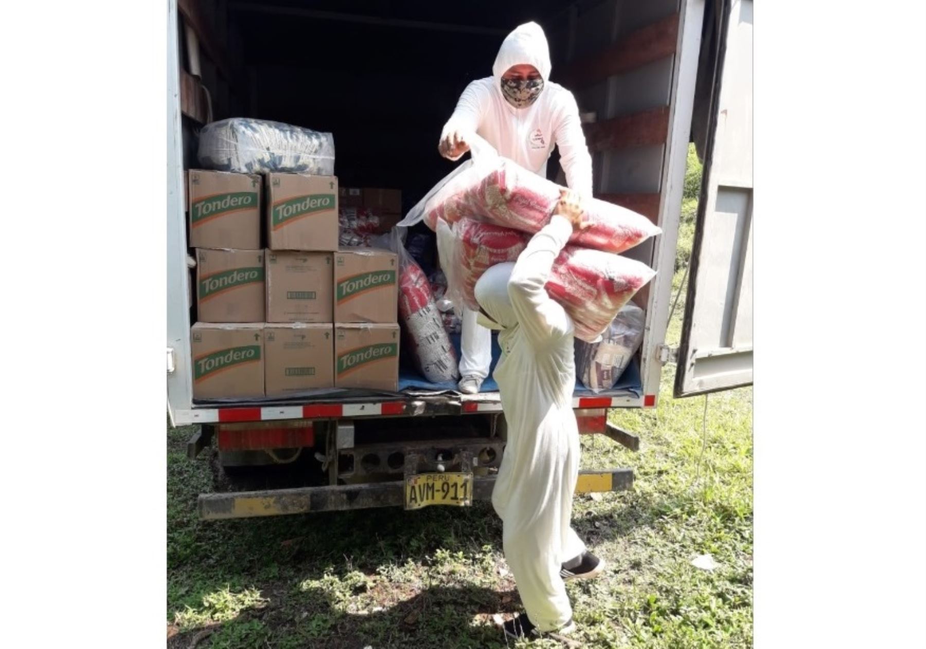 Comunidades indígenas de San Martín reciben más de 35 toneladas de alimentos que entregó el programa social Qali Warma para las familias vulnerables al coronavirus (covid-19). ANDINA/Difusión