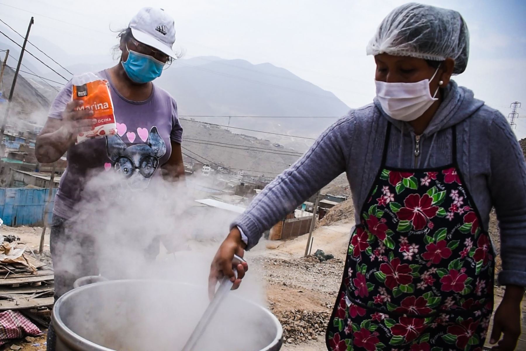 Municipalidad de Lima llevó ayuda para la olla común en Pachacámac. Foto: ANDINA/Difusión.