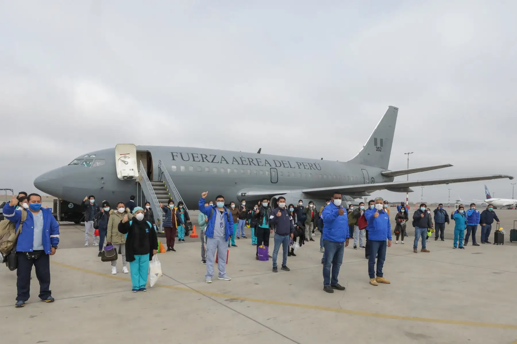 Brigada de Essalud viaja a Moquegua y Tacna para impulsar la lucha contra el covid -19 y la implementación del nuevo hospital de contingencia en Tacna.
Foto: Essalud