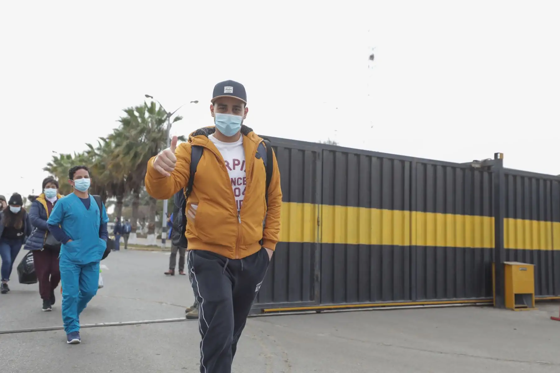 Brigada de Essalud viaja a Moquegua y Tacna para impulsar la lucha contra el covid -19 y la implementación del nuevo hospital de contingencia en Tacna.
Foto: Essalud