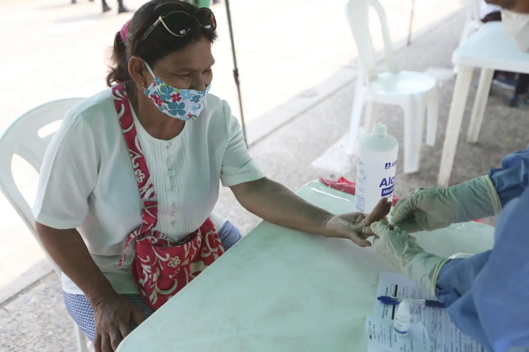 Pruebas rápidas a la población,durante  el operativo Tayta  en Puerto Maldonado, para contener la propagación del coronavirus covid-19. Foto: ANDINA/ Jhonel Rodríguez