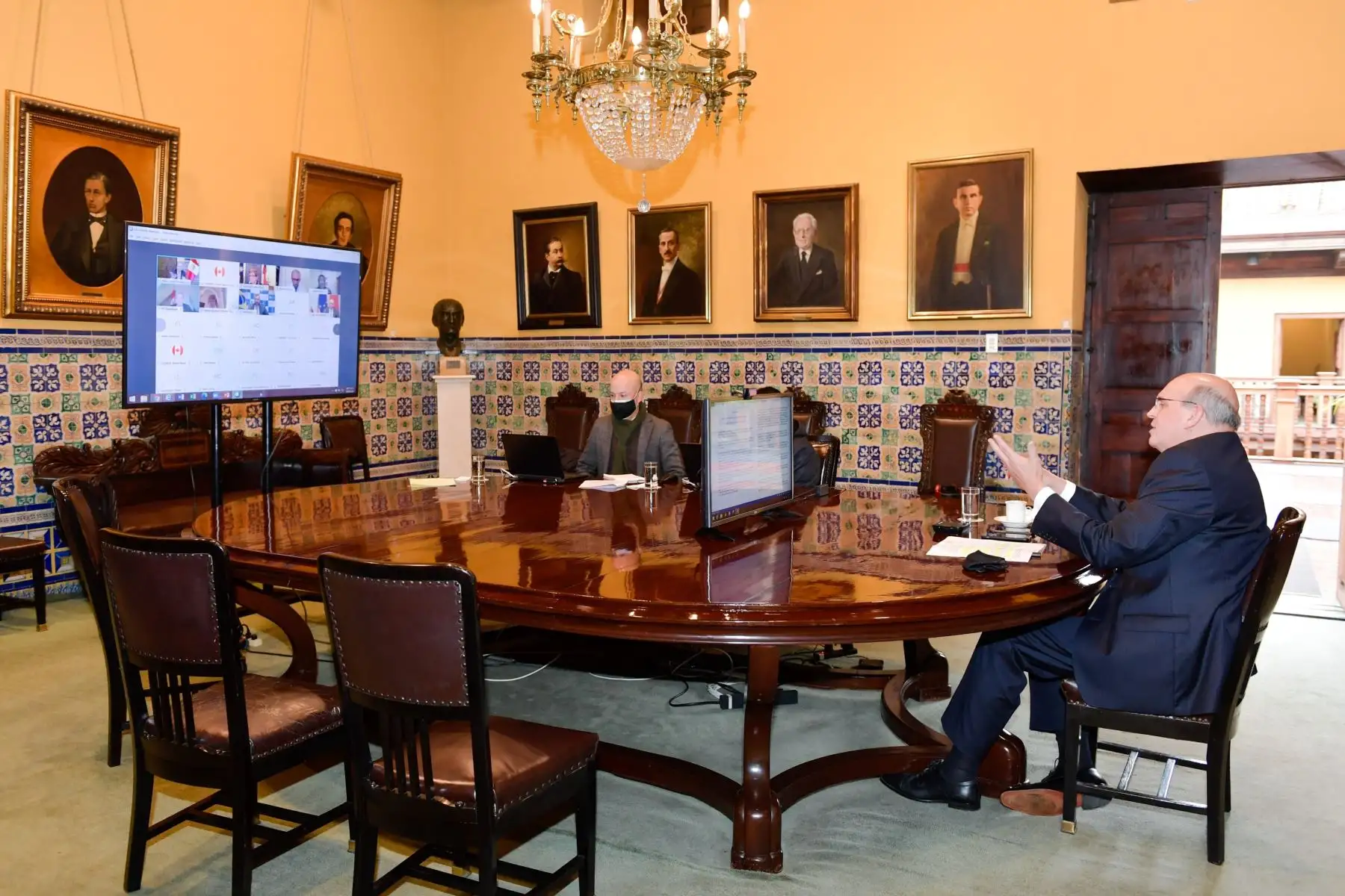 Peruvian Foreign Affairs Minister Mario Lopez attends Ministerial Coordination Group on COVID-19 meeting. Photo: Twitter