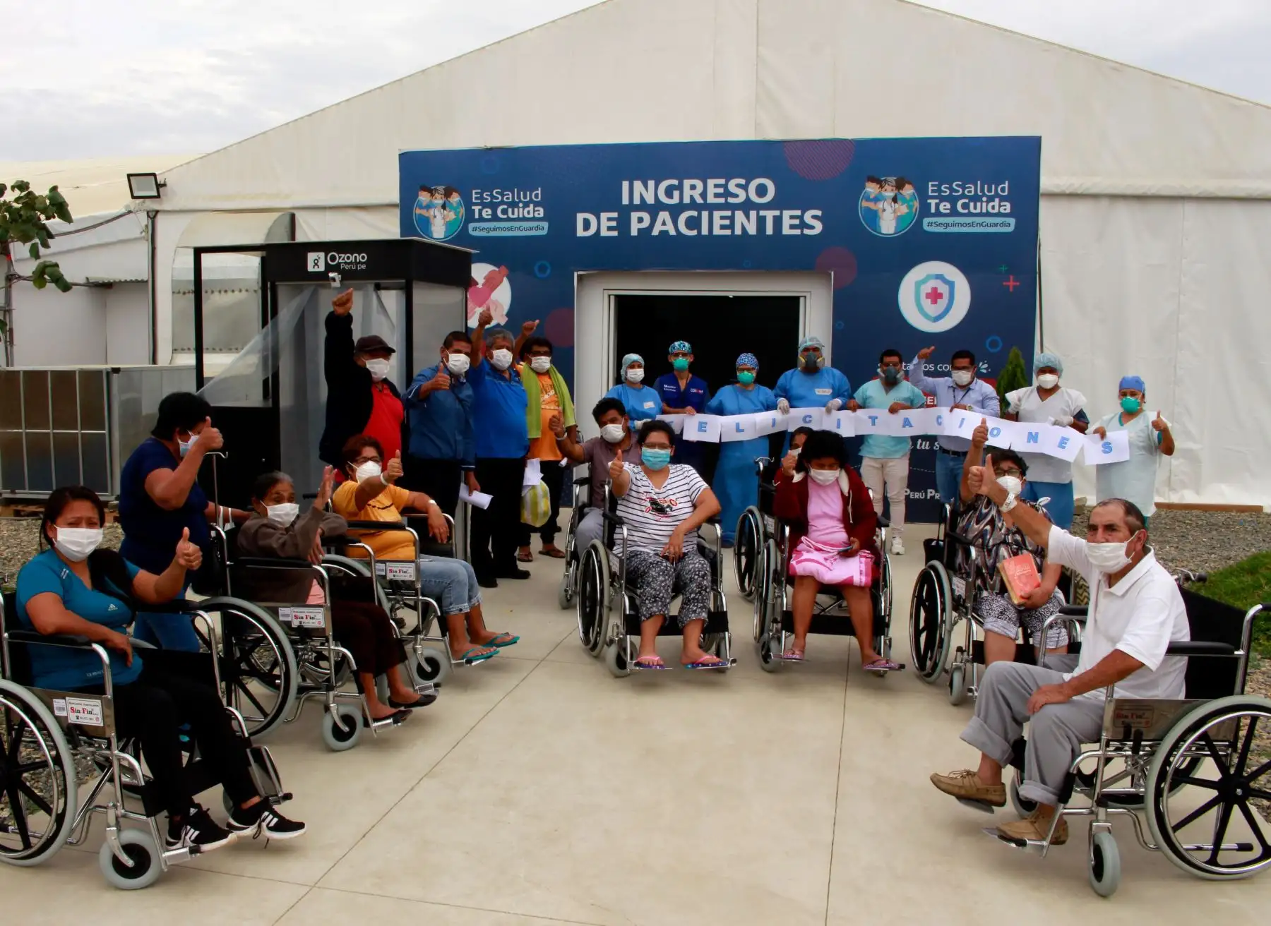 La atención oportuna del covid-19 empieza a dar resultados en Piura. 22 pacientes internados en el centro de atención temporal La Videnita recibieron el alta médica tras superar la enfermedad. ANDINA/Difusión