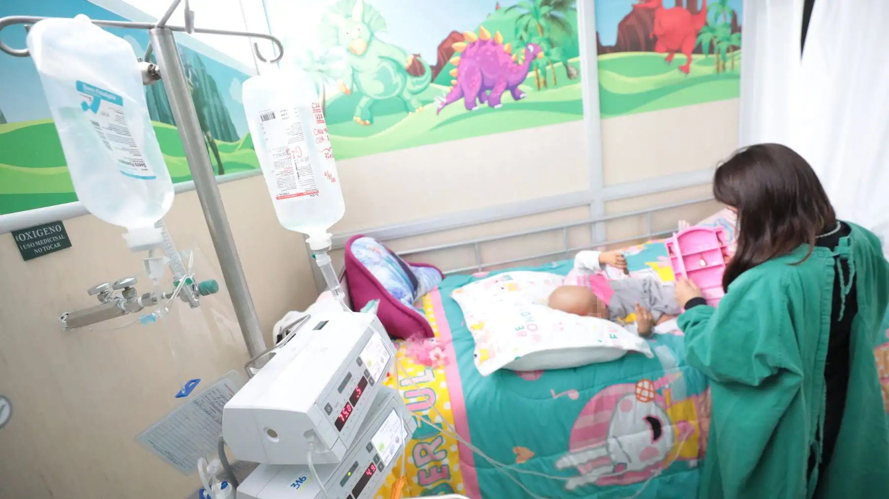 Los tratamientos son respaldados por la ley 31041, “Ley de urgencia médica para la detección oportuna y atención integral del cáncer del niño y del adolescente”, que fue aprobada y promulgada recientemente.Foto:ANDINA/ Essalud