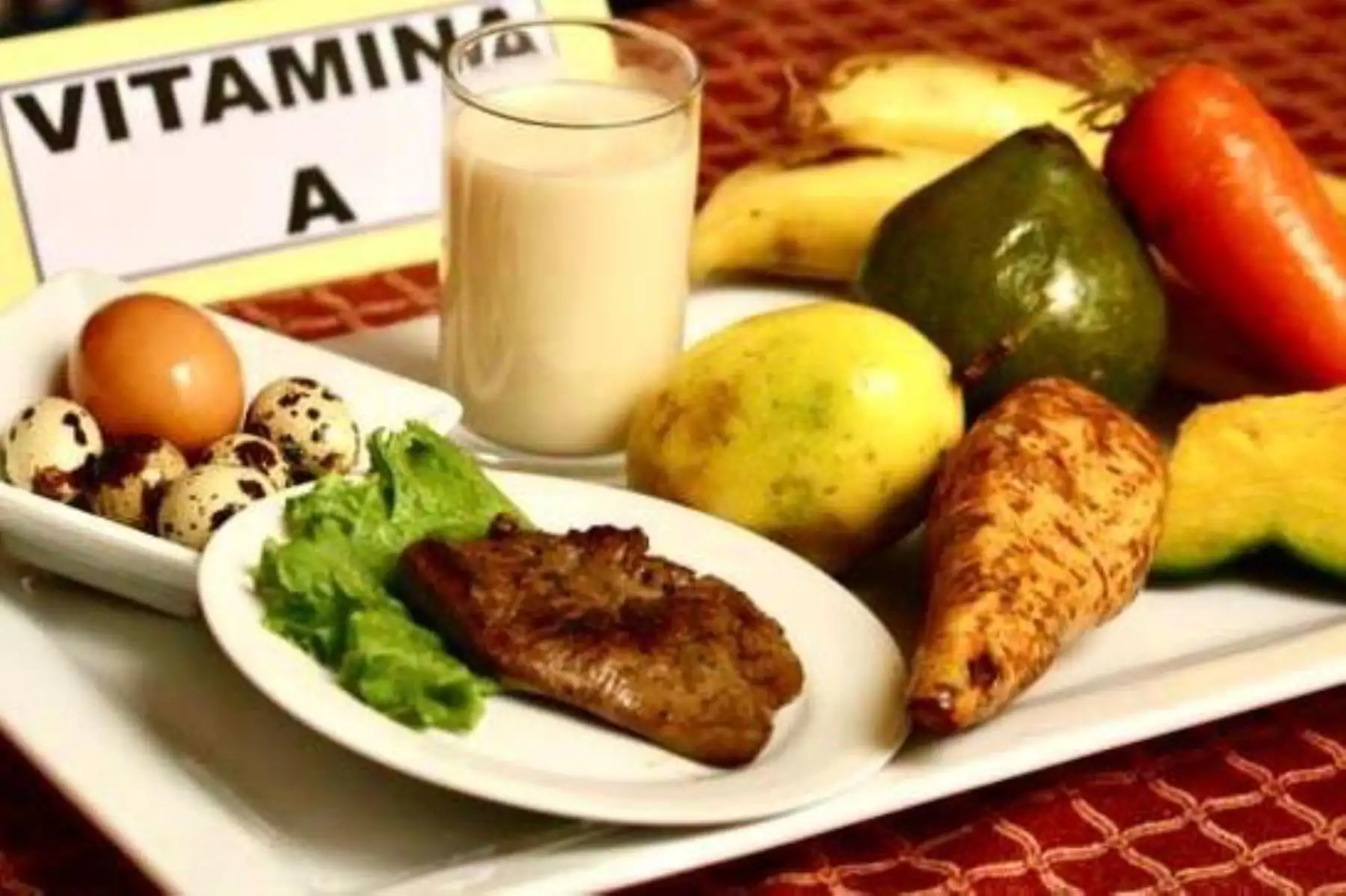INS recomiendan a adultos mayores consumir vitamina A para prevenir males respiratorios. Foto: ANDINA/Difusión.