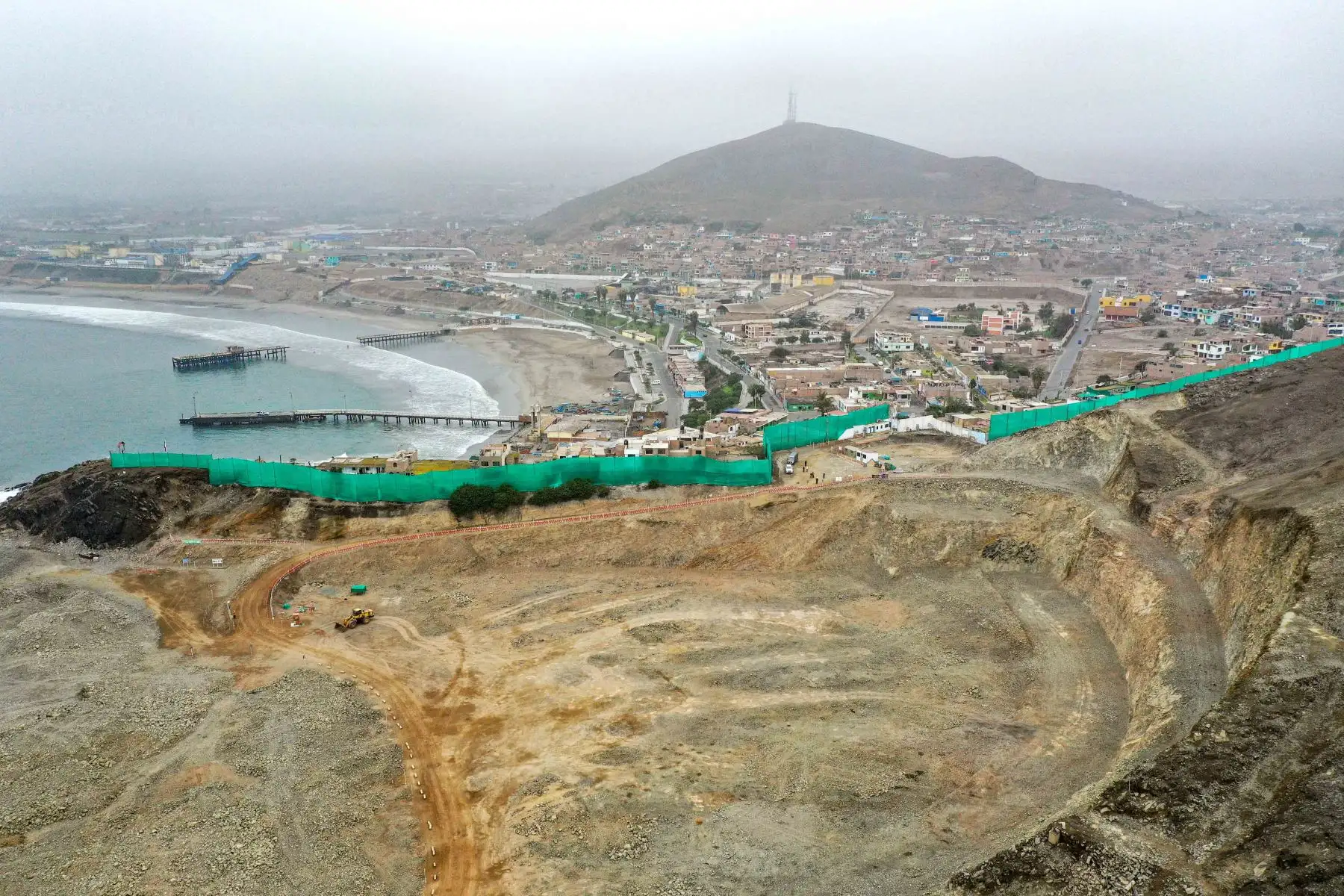 El Terminal Portuario Multipropósito de Chancay, en construcción, transformará a Chancay en una de las principales puertas de entrada al Perú y un núcleo concentrador para la carga procedente de los puertos de Asia para Sudamérica. Foto: Ministerio de Transportes y Comunicaciones. ANDINA/Difusión