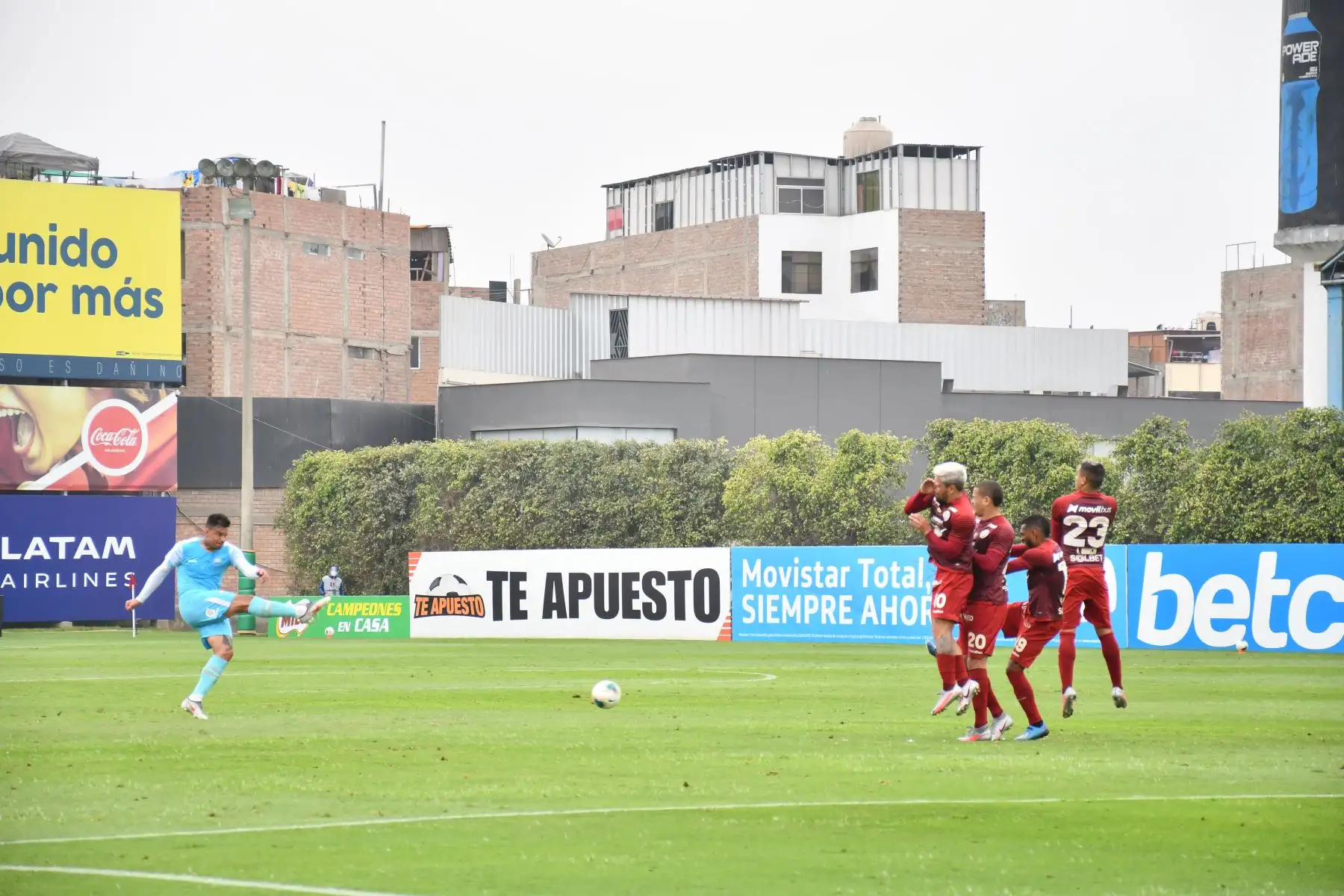Universitario venció 1 a 0 a Sport Llacuabamba por la jornada 11 de la Liga 1. Foto: @LigaFutProf