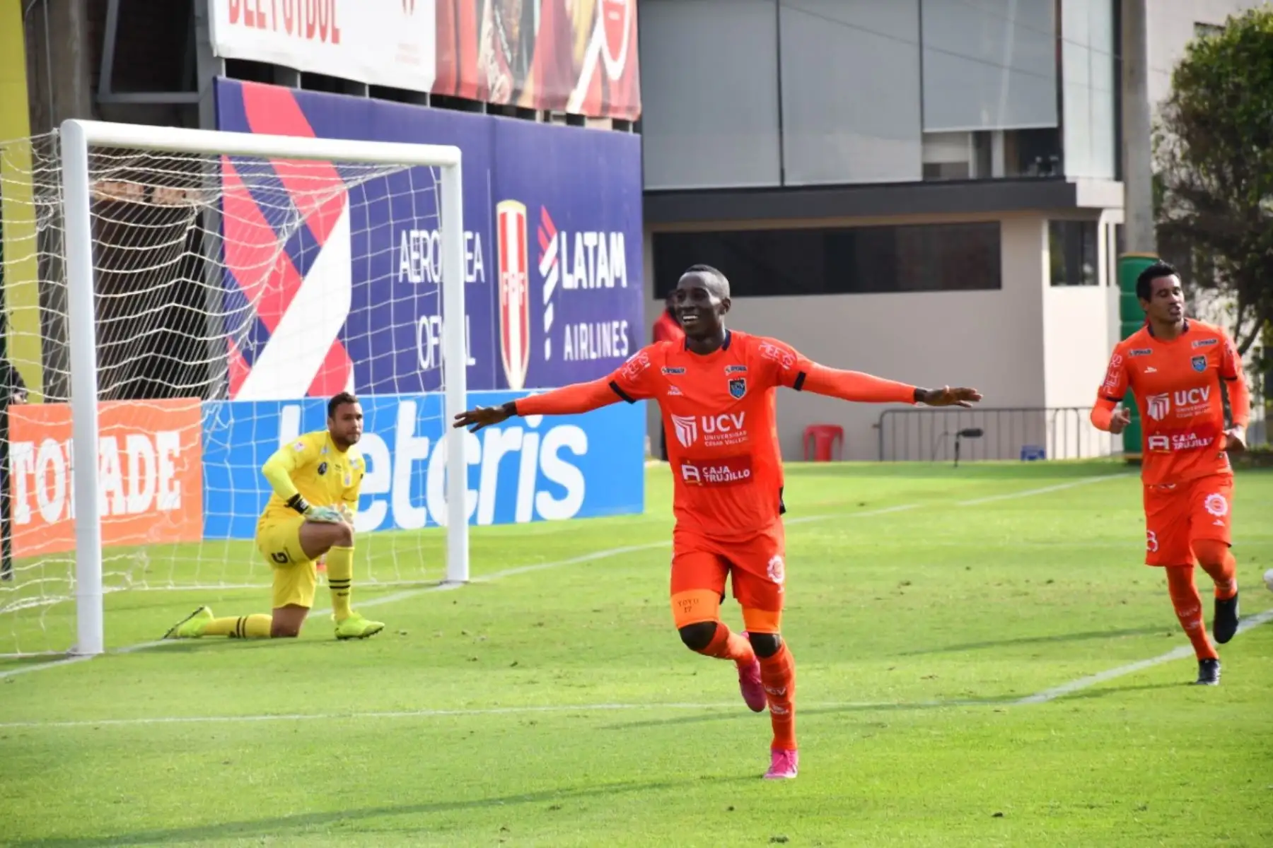 Carlos Stein y César Vallejo empataron 2-2 por la fecha 11 de la Liga 1 Movistar. El partido se jugó en la Videna. Foto: Liga 1