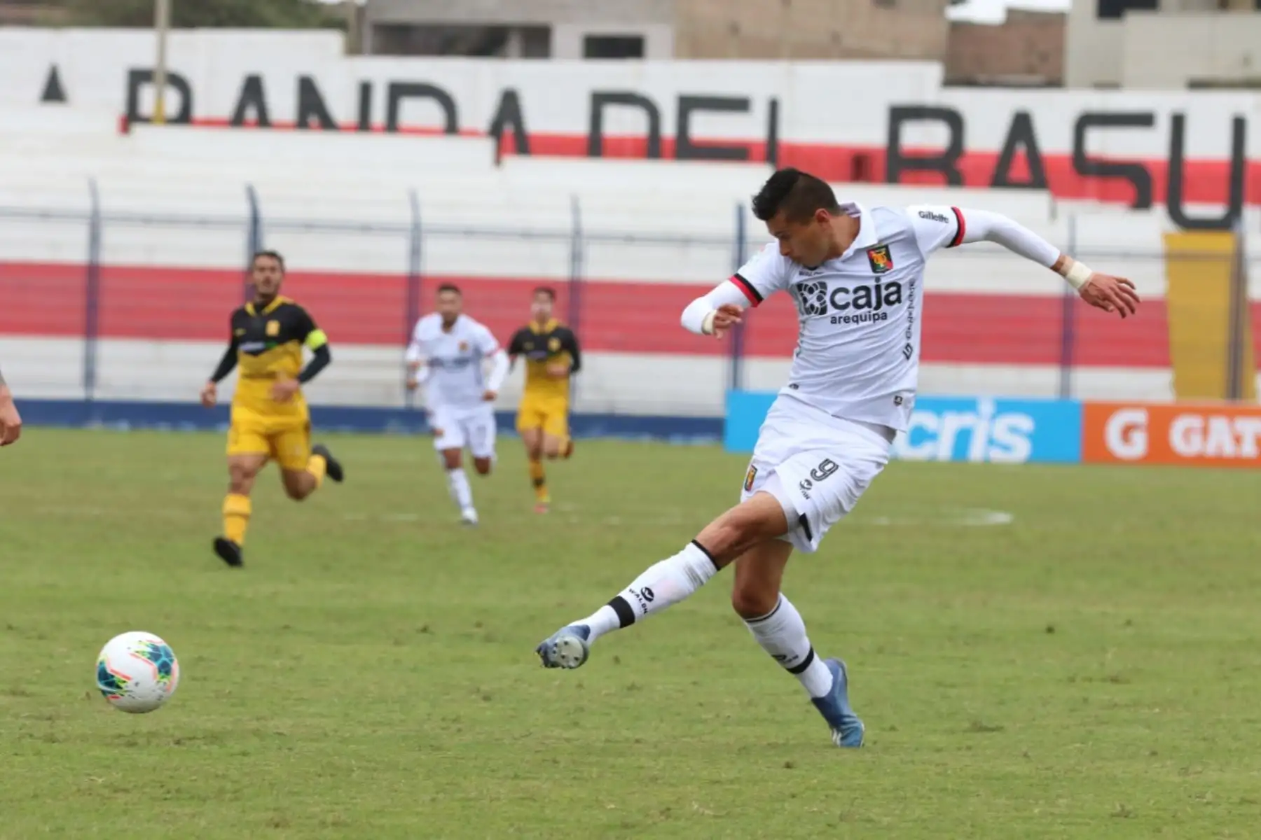 Melgar venció 1-0 a Cantolao con goles de Irven Ávila y Arce en el estadio Iván Elías Moreno de Villa El Salvador. Foto: Liga 1
