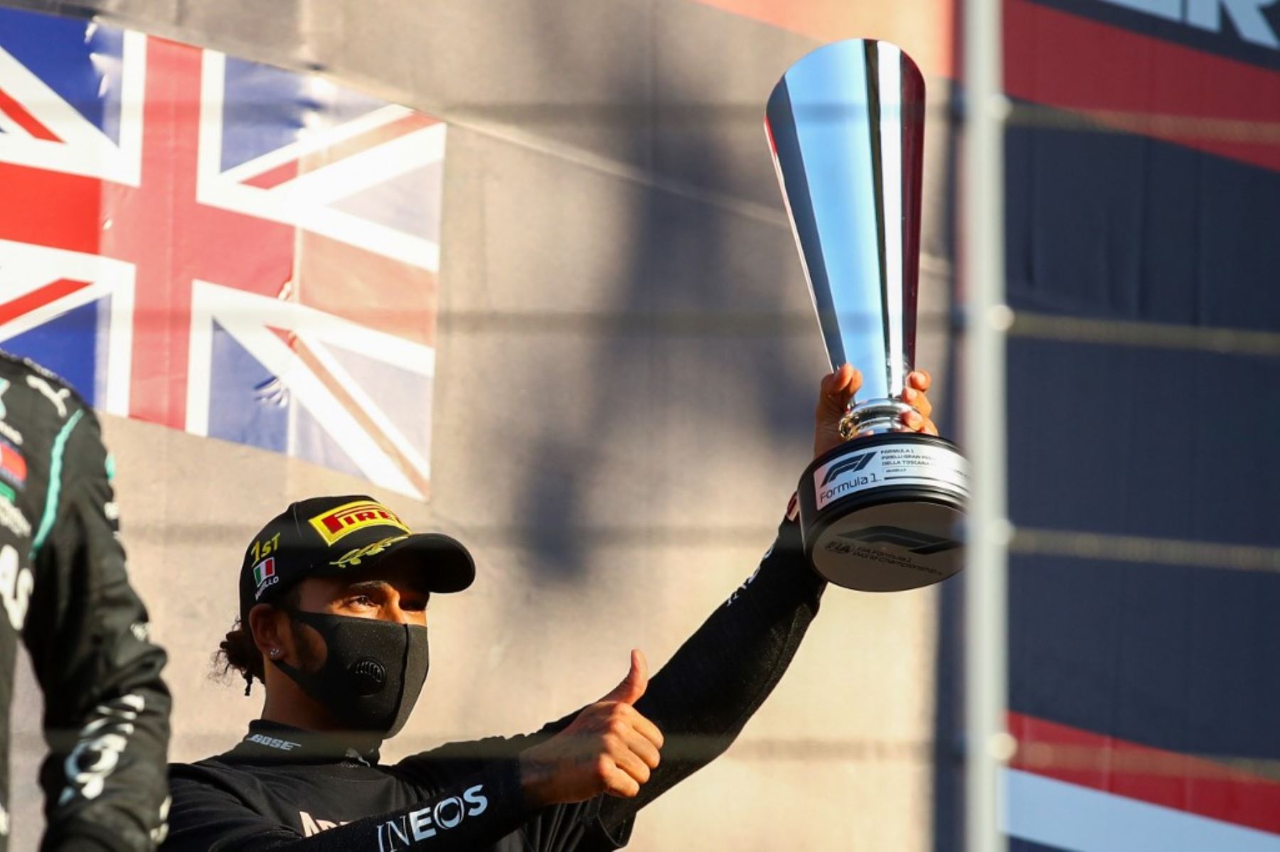 El inglés Lewis Hamilton (Mercedes) consiguió este domingo su 90ª victoria en la Fórmula 1, aproximándose a una del récord de Michael Schumacher (91)