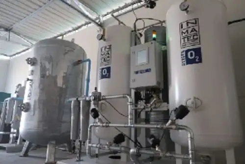 En dos semanas llegará a Chiclayo una segunda planta de oxígeno que además contará con todo el equipamiento que ha llegado a la región y que servirá para que el cuerpo médico tenga todo los instrumentos necesarios para atender a los pacientes.