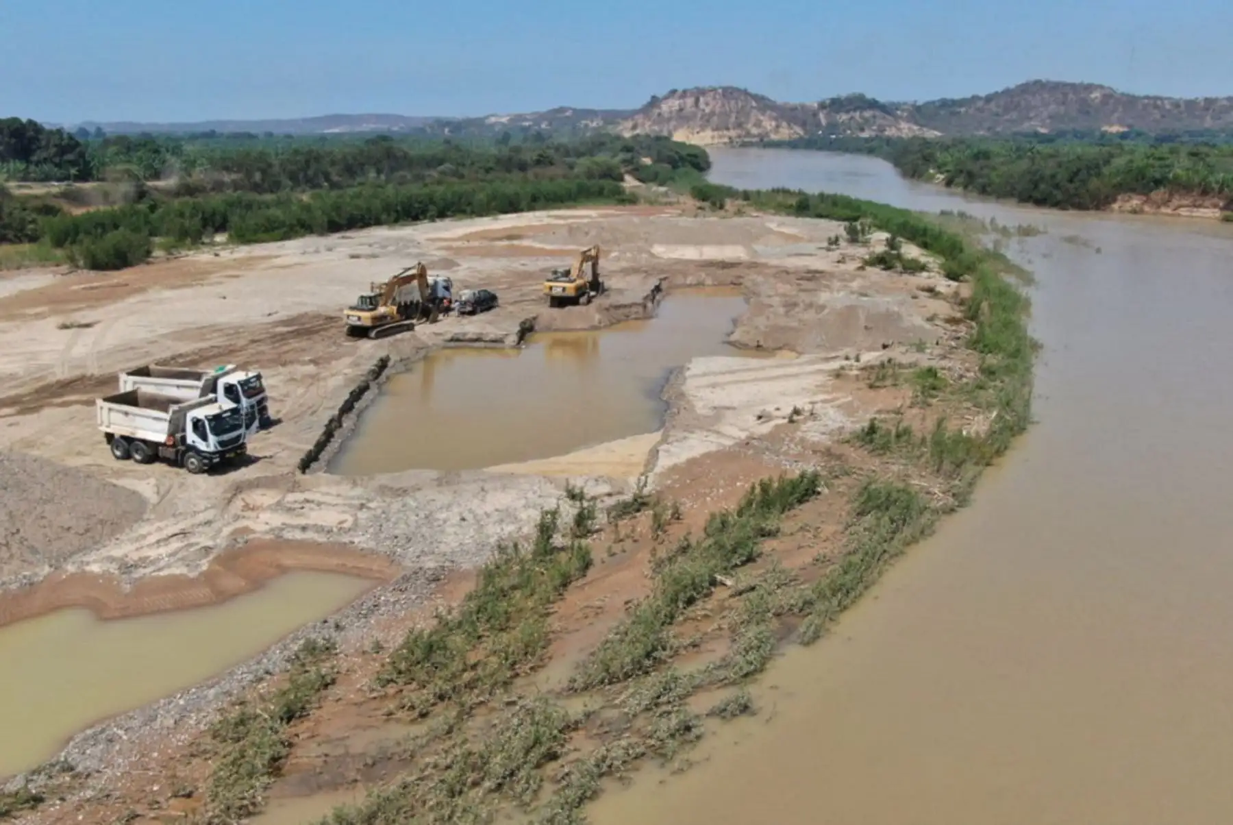 Obras de defensas ribereñas. Foto: Cortesía.