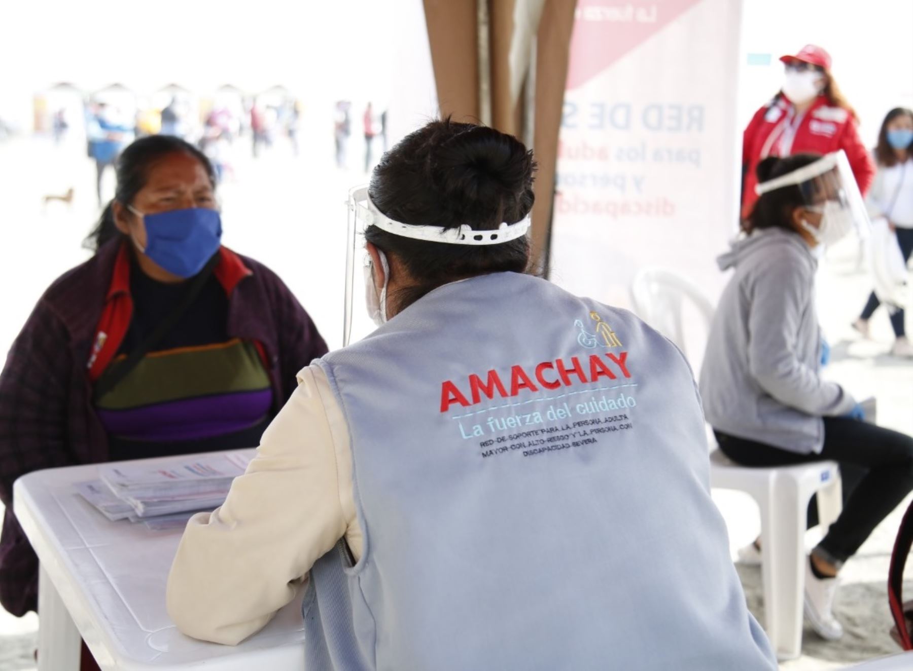 La Red Amachay monitorea la situación de más de 186,000 personas en situación de alto riesgo y vulnerabilidad frente a la pandemia de coronavirus (covid-19). ANDINA/Difusión